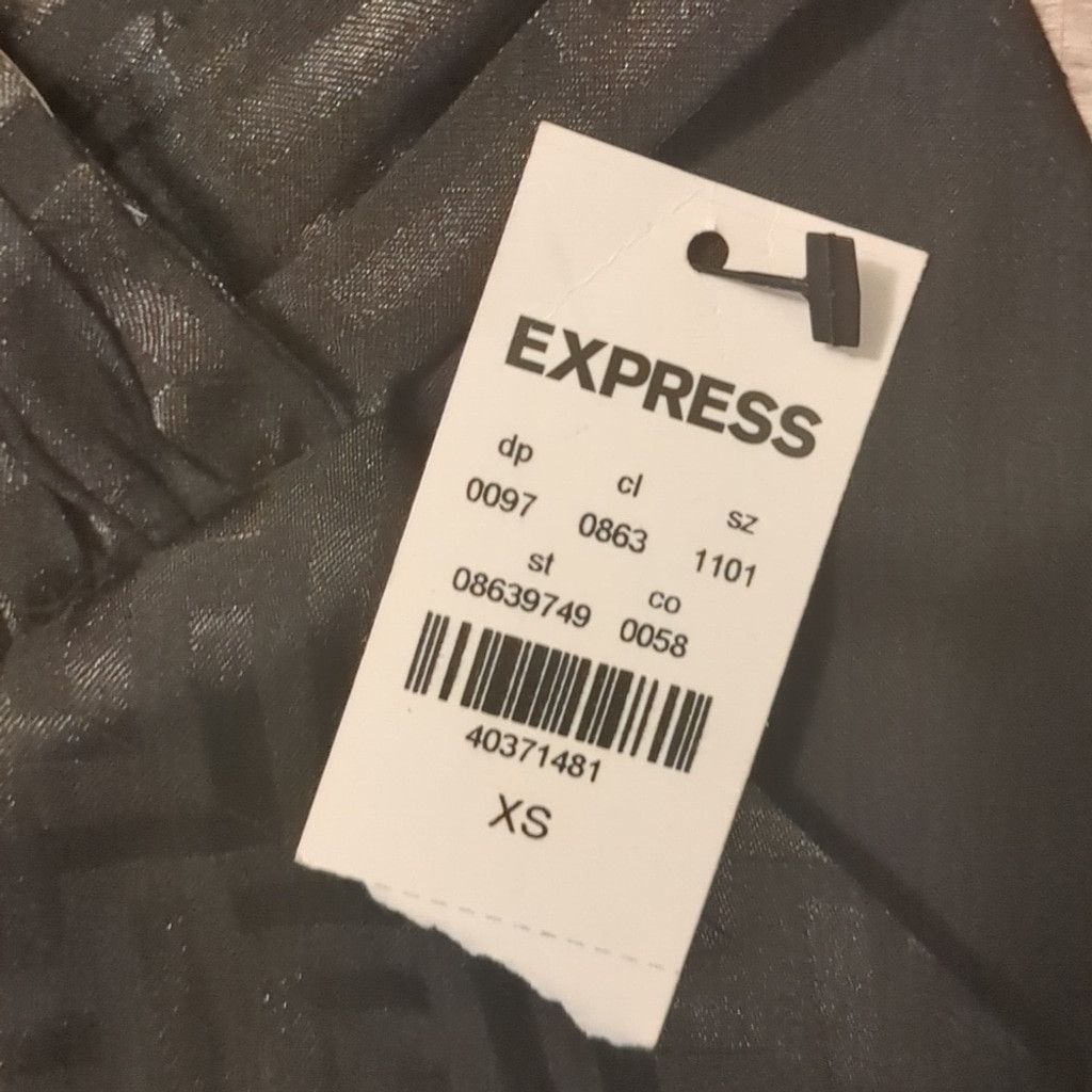 Express Express black sleeveless blouse size XS Size XS / US 0-2 / IT 36-38 - 3 Thumbnail