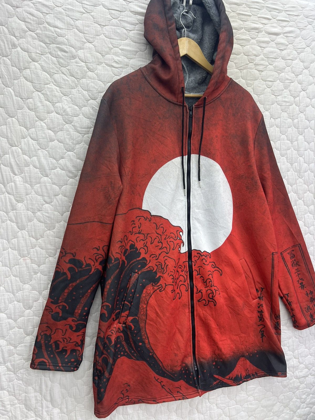 Japanese Brand THE GREAT WAVE KANAGAWA MOUNT FUJI Size US L / EU 52-54 / 3 - 2 Thumbnail