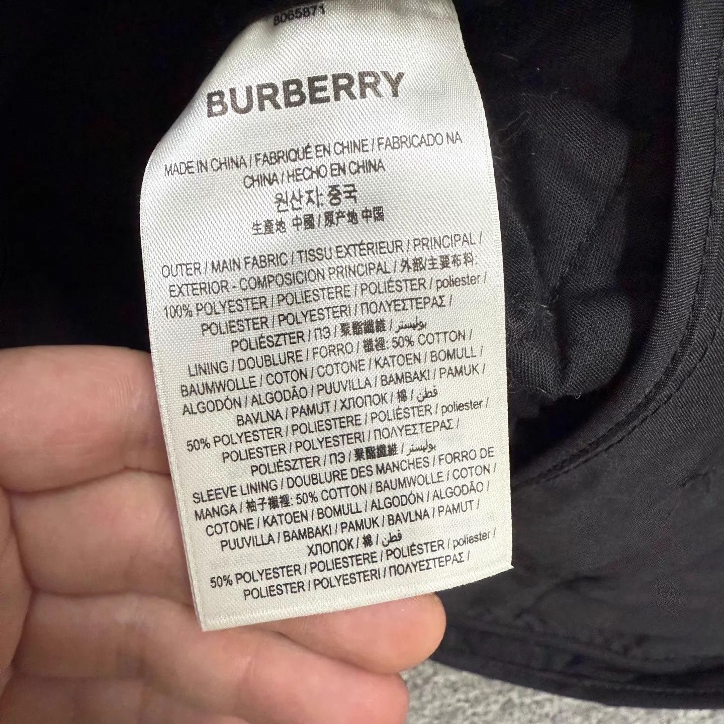 Burberry Burberry black diamond puffer jacket L Size L / US 10 / IT 46 - 4 Thumbnail