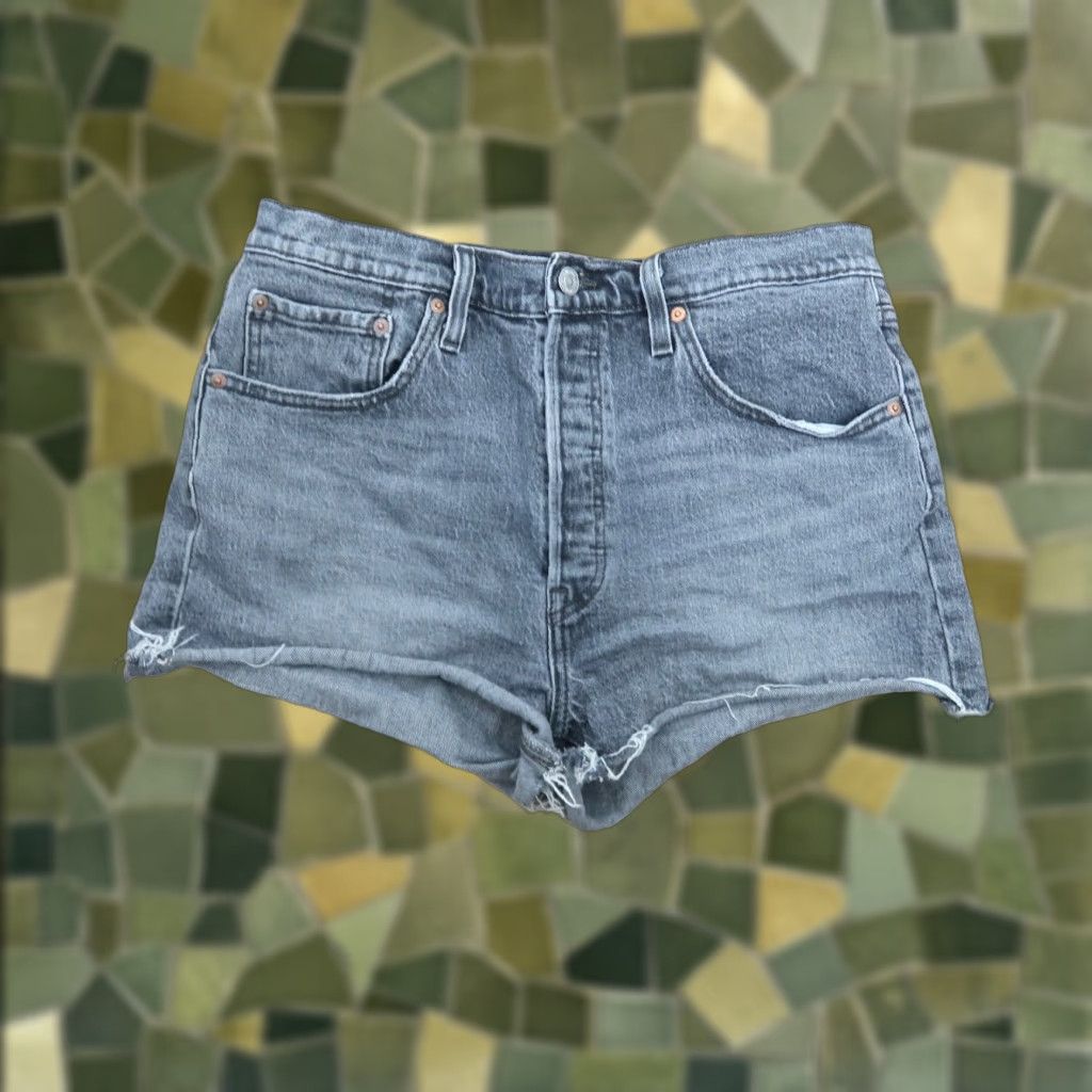 Levi's VINTAGE Levi's 501 High Rise Denim Cut-Off Shorts Women 31 Black Size 24" / US 00 / IT 34 - 1 Thumbnail
