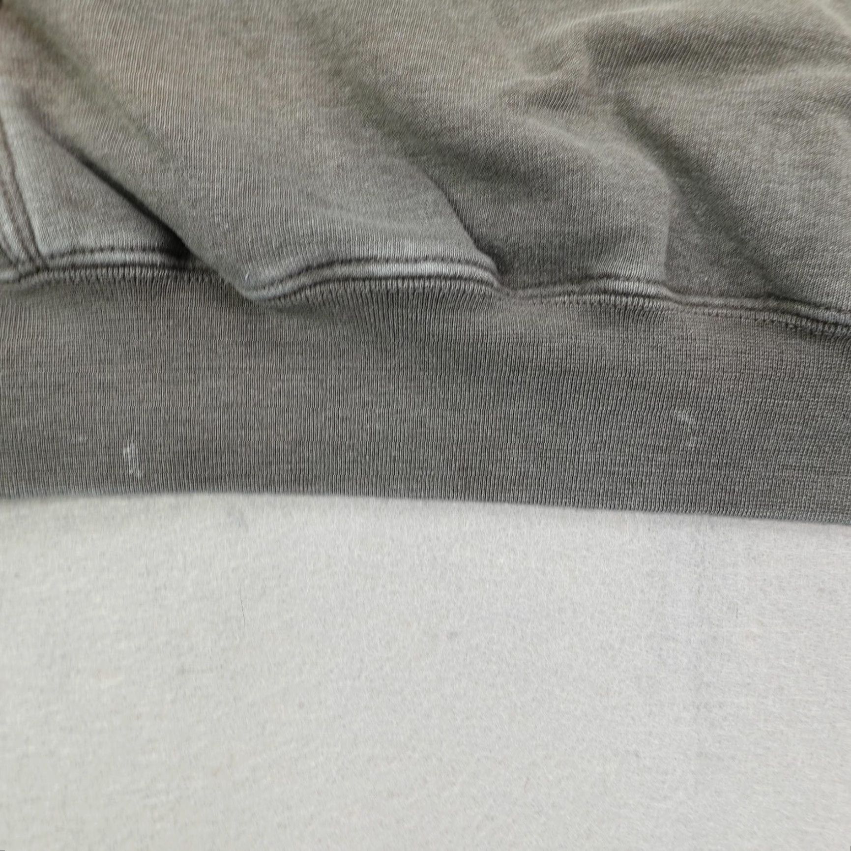 Carhartt VINTAGE Carhartt Hoodie Mens L Gray Rugged Graphic Hooded Sweatshirt Pullover Faded Logo Graphic Print Pockets Size US L / EU 52-54 / 3 - 7 Thumbnail