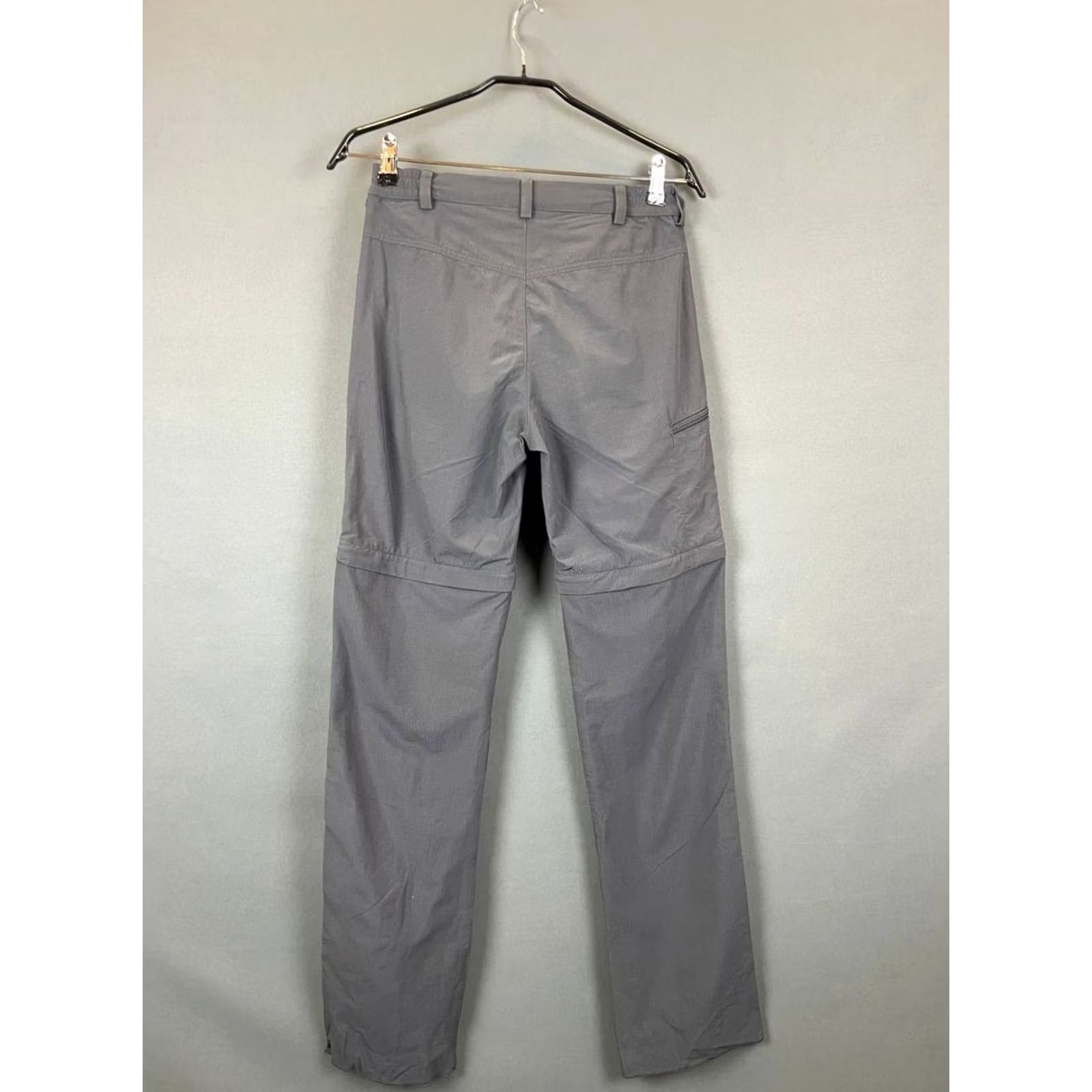 Vintage Fjällräven Men Track Pants Size 36 Gray Nylon Belt Loop Outdoor Trouser Pants Regular Gray 90s Modern Men Adjustable Waist Pocket Mens Size US 36 / EU 52 - 2 Thumbnail