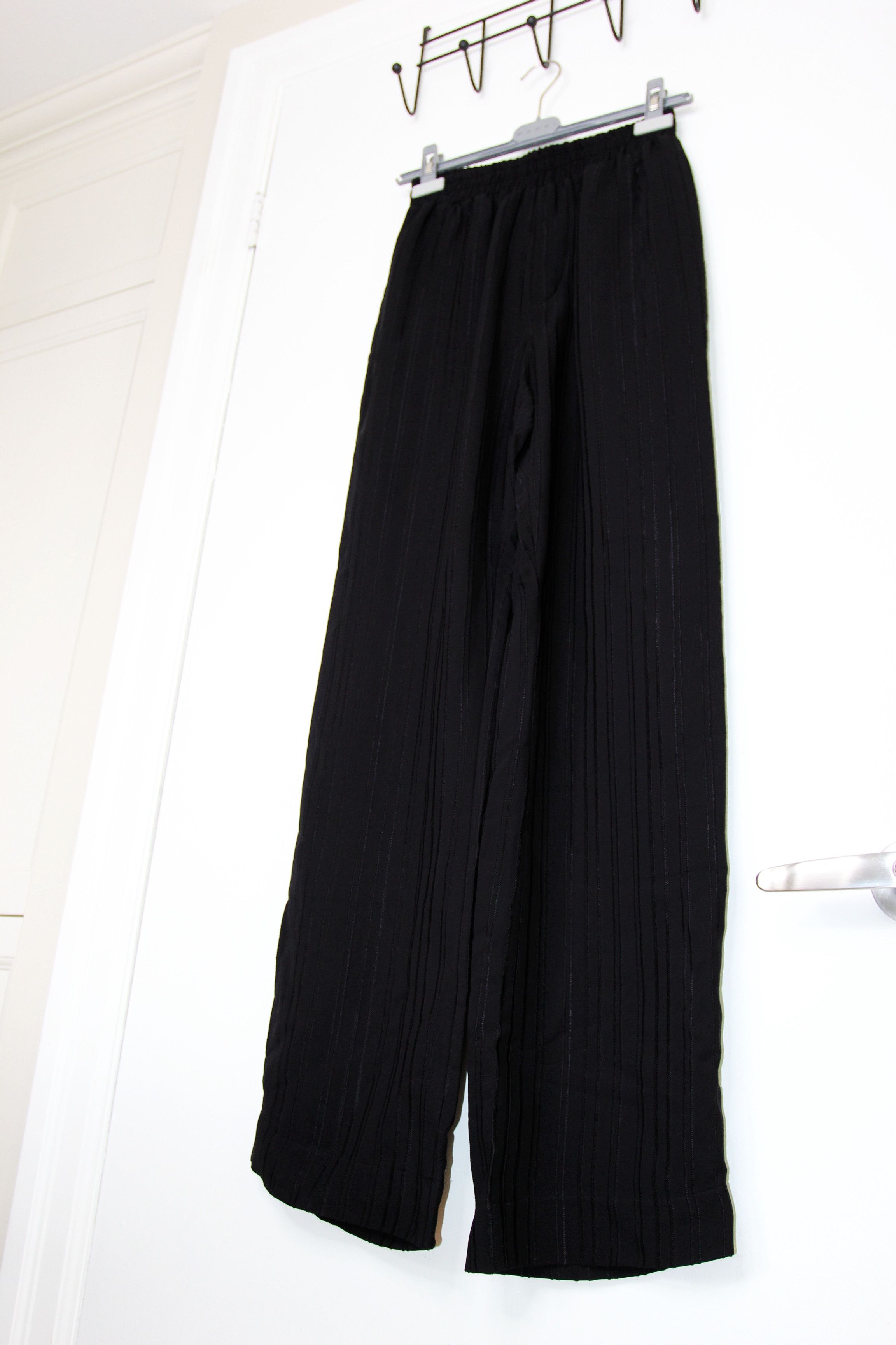 Ernest W. Baker BNWT SS25 ERNEST W. BAKER STRAIGHT FIT TRACK PANTS M Size US 32 / EU 48 - 5 Thumbnail