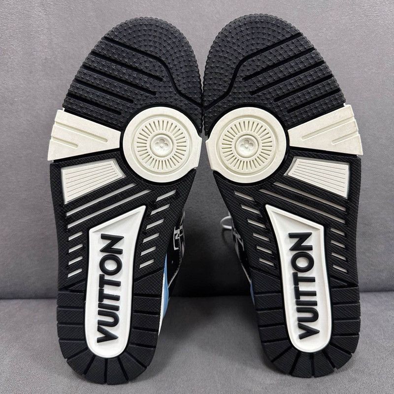 Louis Vuitton Louis Vuitton Low-Top Trainers in Black and Blue -2508 Size US 7 / EU 40 - 4 Thumbnail