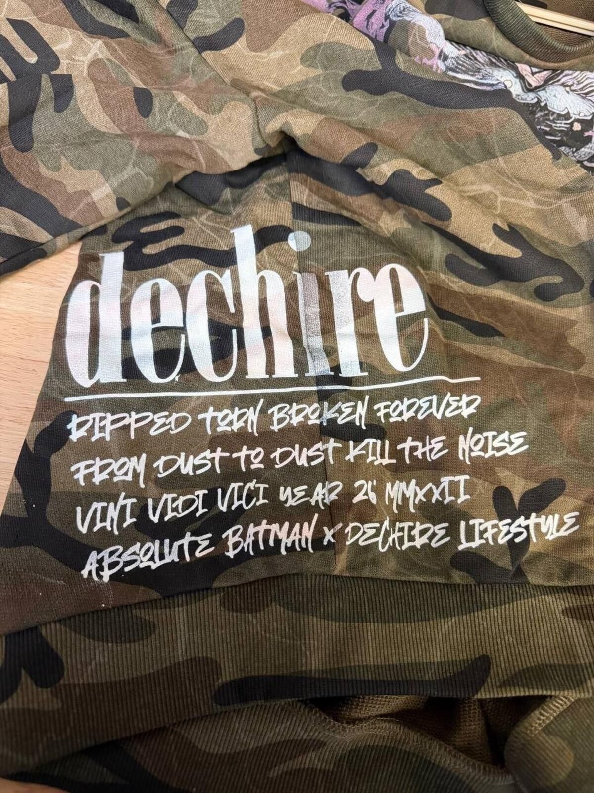 Other Dechire Batman Camo Crewneck XL Streetwear Sweatshirt Size US XL / EU 56 / 4 - 4 Thumbnail