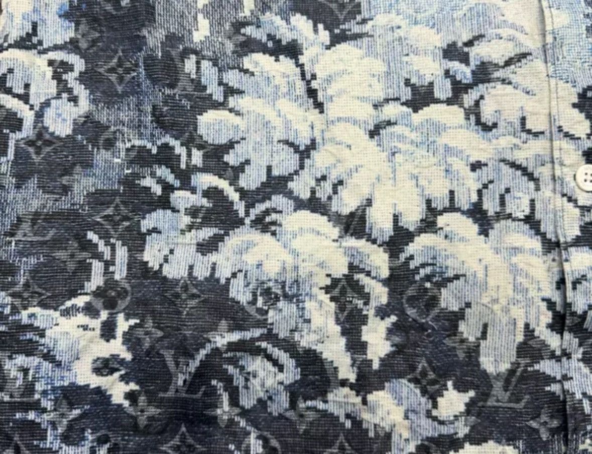 Louis Vuitton LOUIS VUITTON LV New Tapestry Plant Dark Print Logo Shirt Size US M / EU 48-50 / 2 - 3 Thumbnail