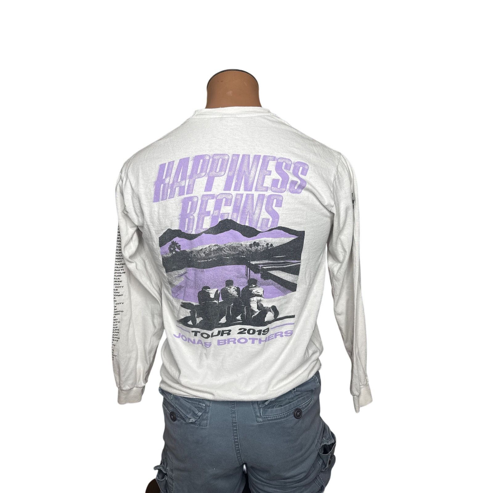 Gildan Jonas Brothers ‘Happiness Begins’ Long Sleeve Shirt Size Med Size M / US 6-8 / IT 42-44 - 1 Thumbnail