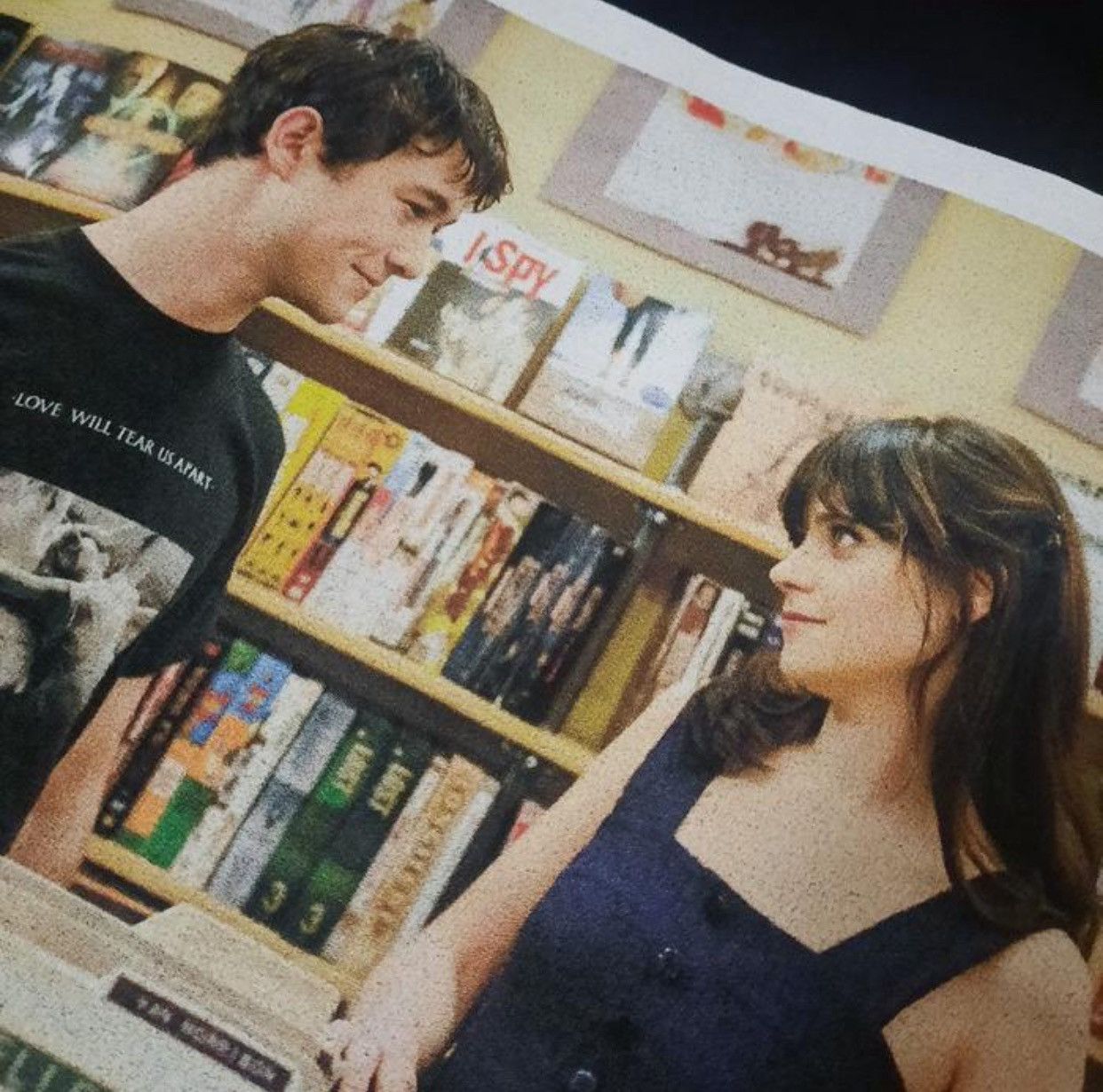 Japanese Brand Fan Made 500days of Summer Thesmiths Thecure Movie Tee Size US XL / EU 56 / 4 - 2 Thumbnail