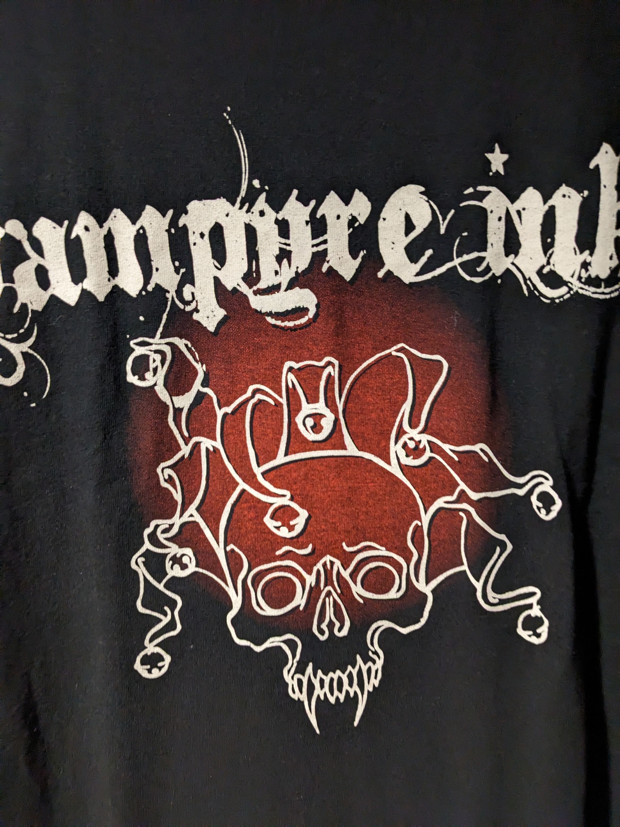 Gildan Vintage 2010's Vampyre Ink Miami Tattoos Worth Bleed T-Shirt Size US XXL / EU 58 / 5 - 2 Thumbnail
