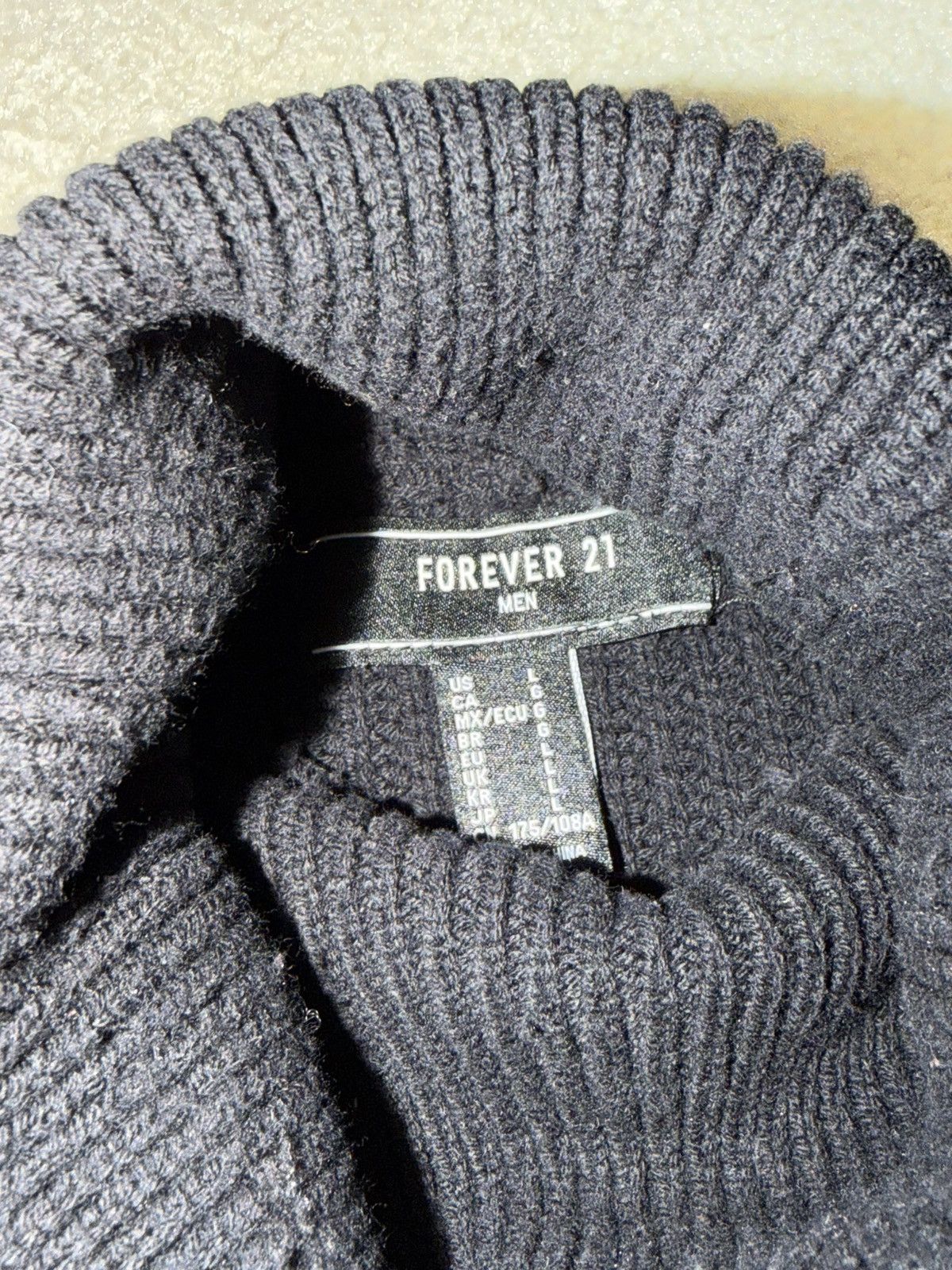 Forever 21 Forever 21 Black Turtleneck Sweater Size US L / EU 52-54 / 3 - 4 Thumbnail