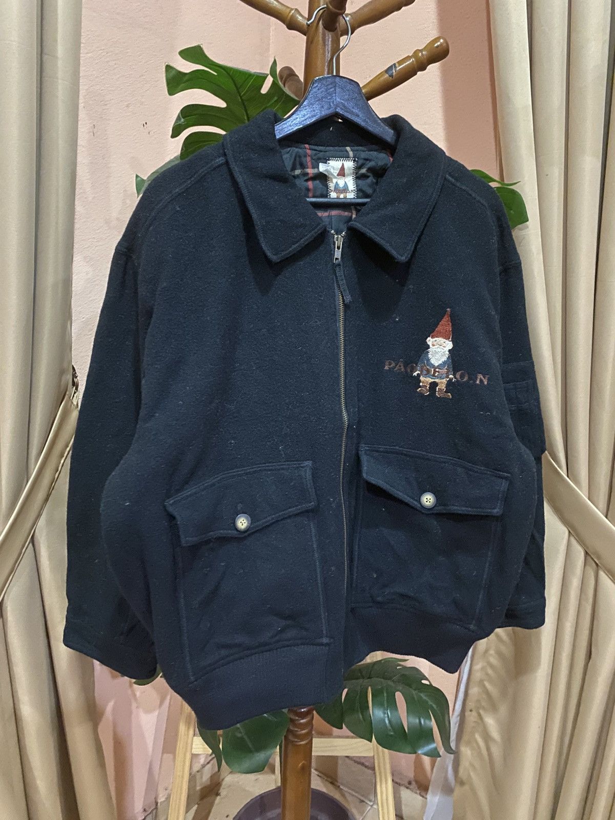 Vintage Vintage PAODETON Embroidered Gnome Bomber Jacket Zip-Up Size US L / EU 52-54 / 3 - 4 Thumbnail