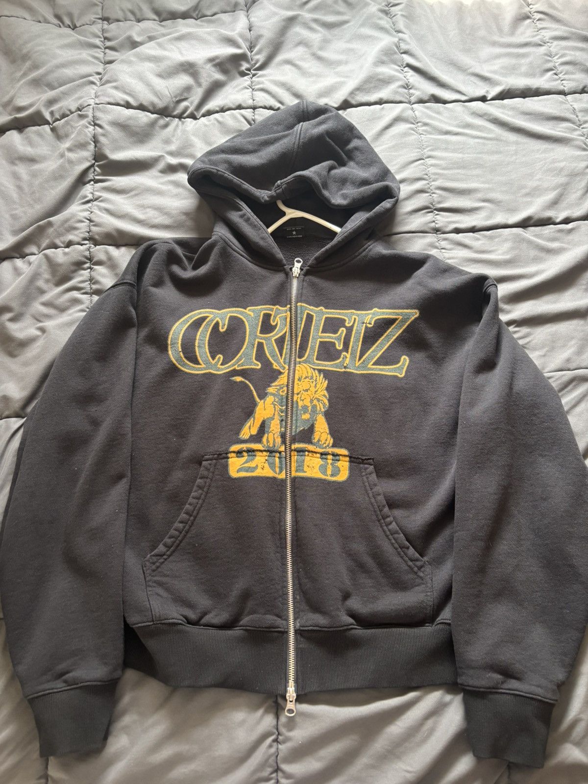 Corteiz CORTEIZ Lion Varsity Zip Hoodie (black) Size US M / EU 48-50 / 2 - 1 Thumbnail