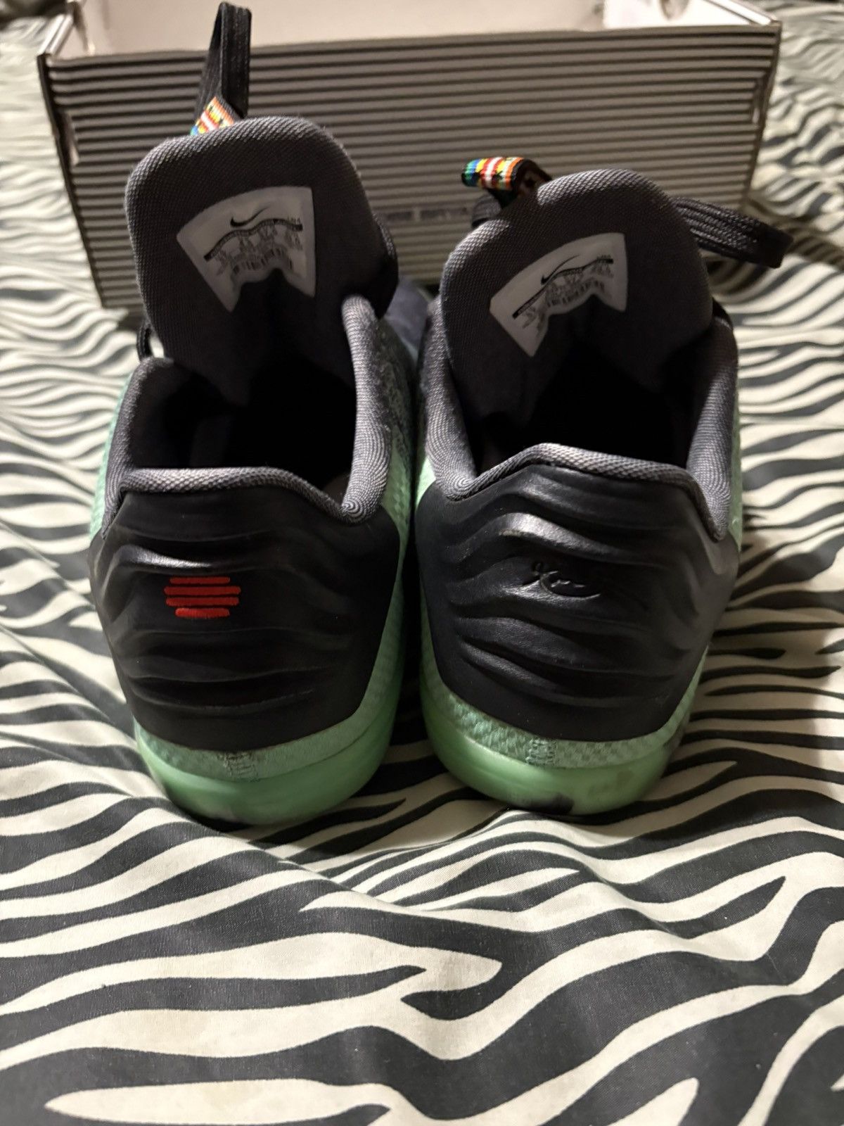 Nike KOBE XI 11 All-Star Northern Lights OG BOX Size US 5 / EU 37 - 3 Thumbnail