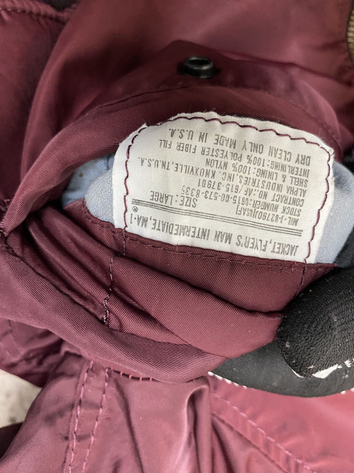 Alpha Industries Rare Vtg Alpha Industries Bomber Jacket Red Calour Size US L / EU 52-54 / 3 - 16 Thumbnail