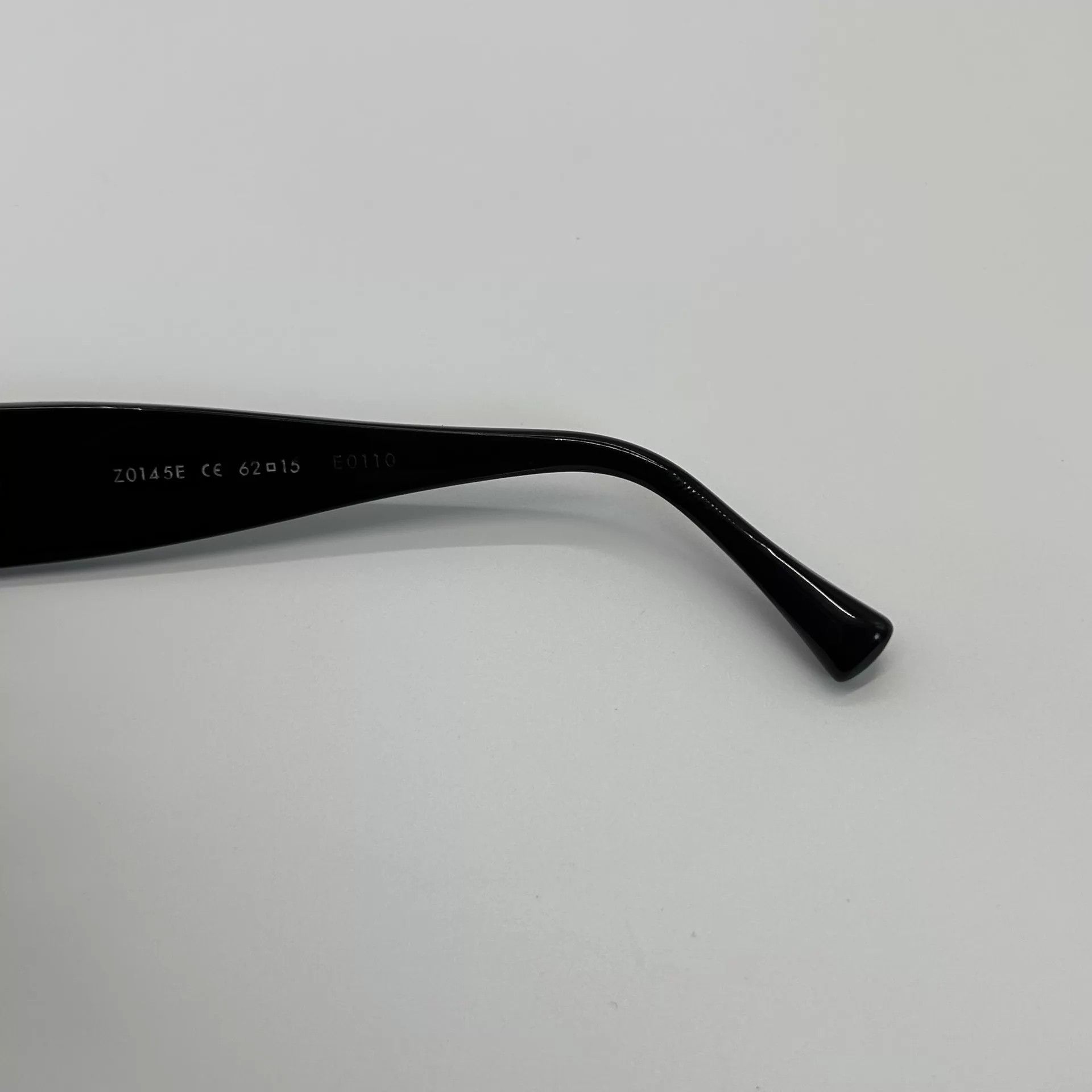 Louis Vuitton LV Crystal - Set Clover Side Crystal Sunglasses HB6616 Size ONE SIZE - 3 Thumbnail