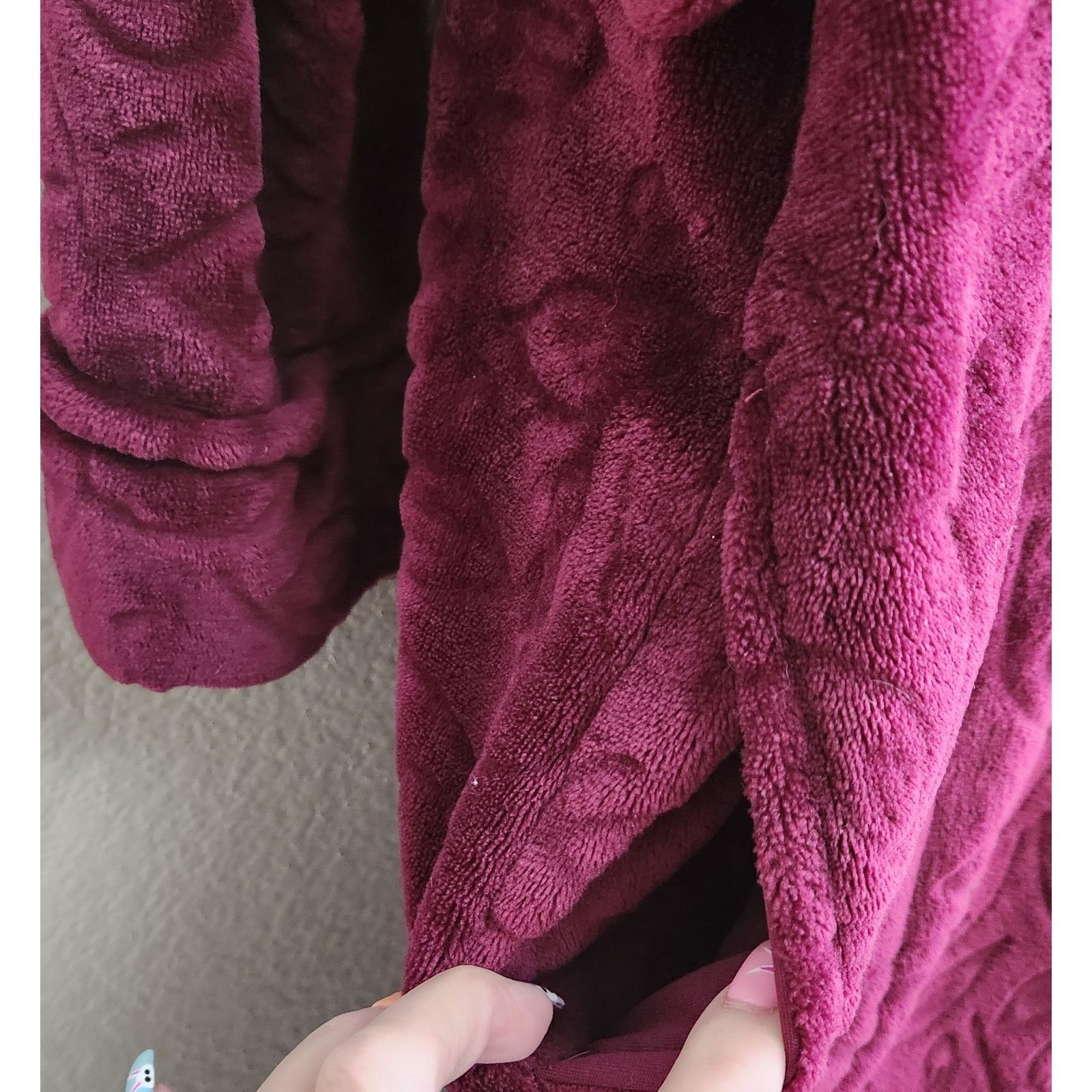 Other Jasmine Rose Burgundy Plush Robe Small Pockets Pockets Size ONE SIZE - 2 Thumbnail