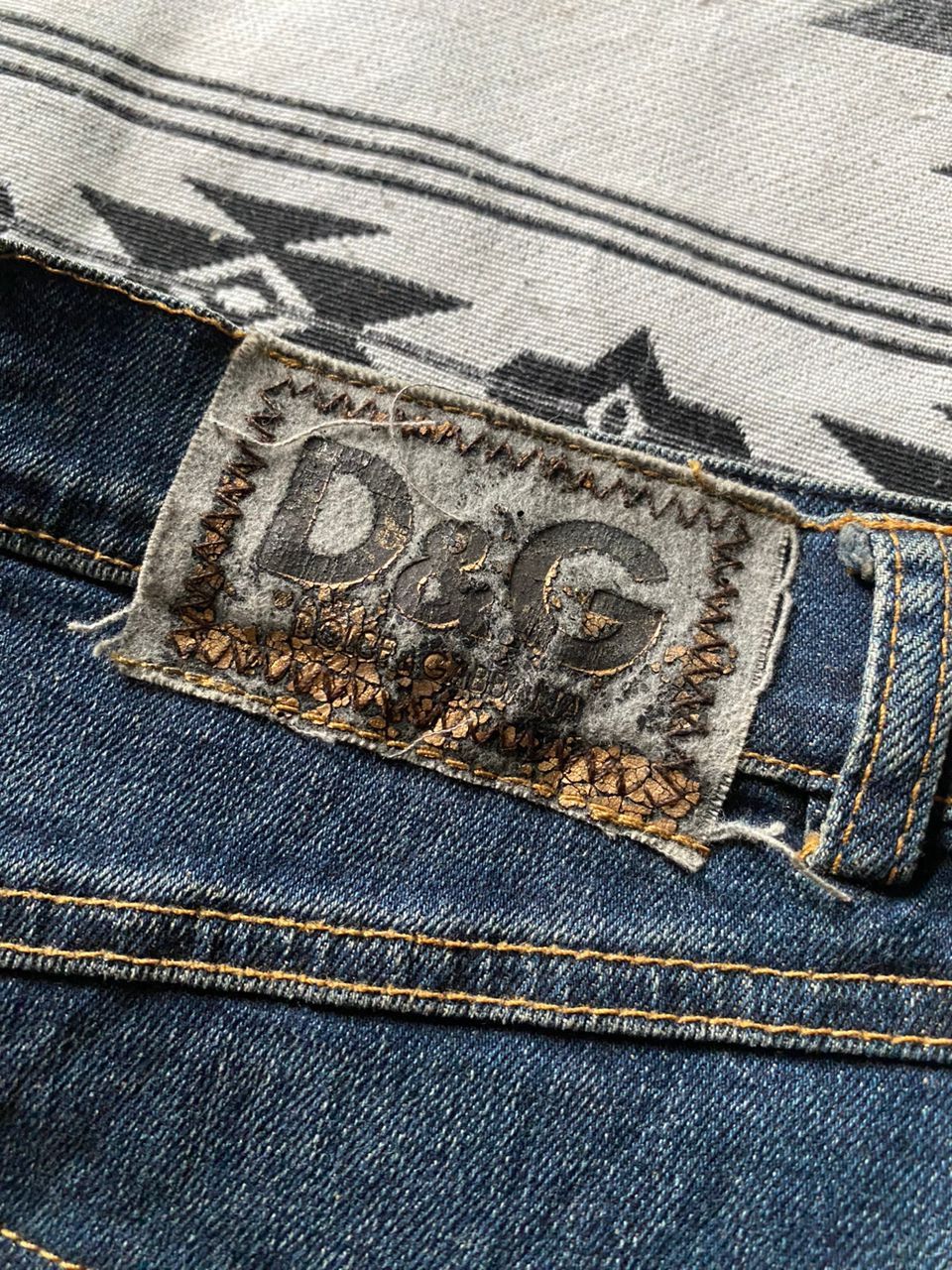 Dolce & Gabbana Vintage Dolce & Gabbana Denim Geo Pattern Skirt Size 28" / US 6 / IT 42 - 10 Thumbnail