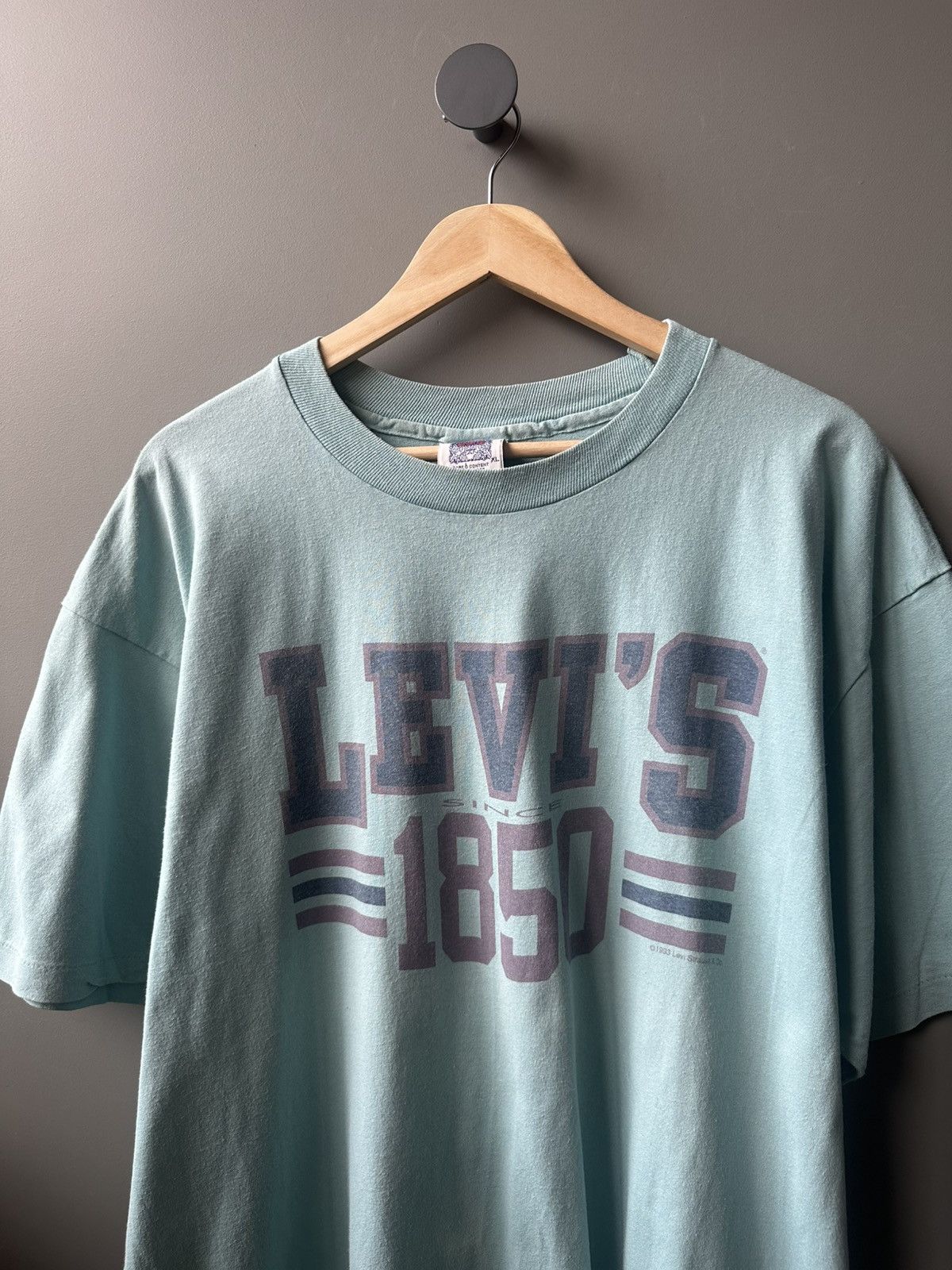 Levi's Vintage 1993 Levis San Francisco CA Graphic Crew T-shirt Size US XL / EU 56 / 4 - 2 Thumbnail