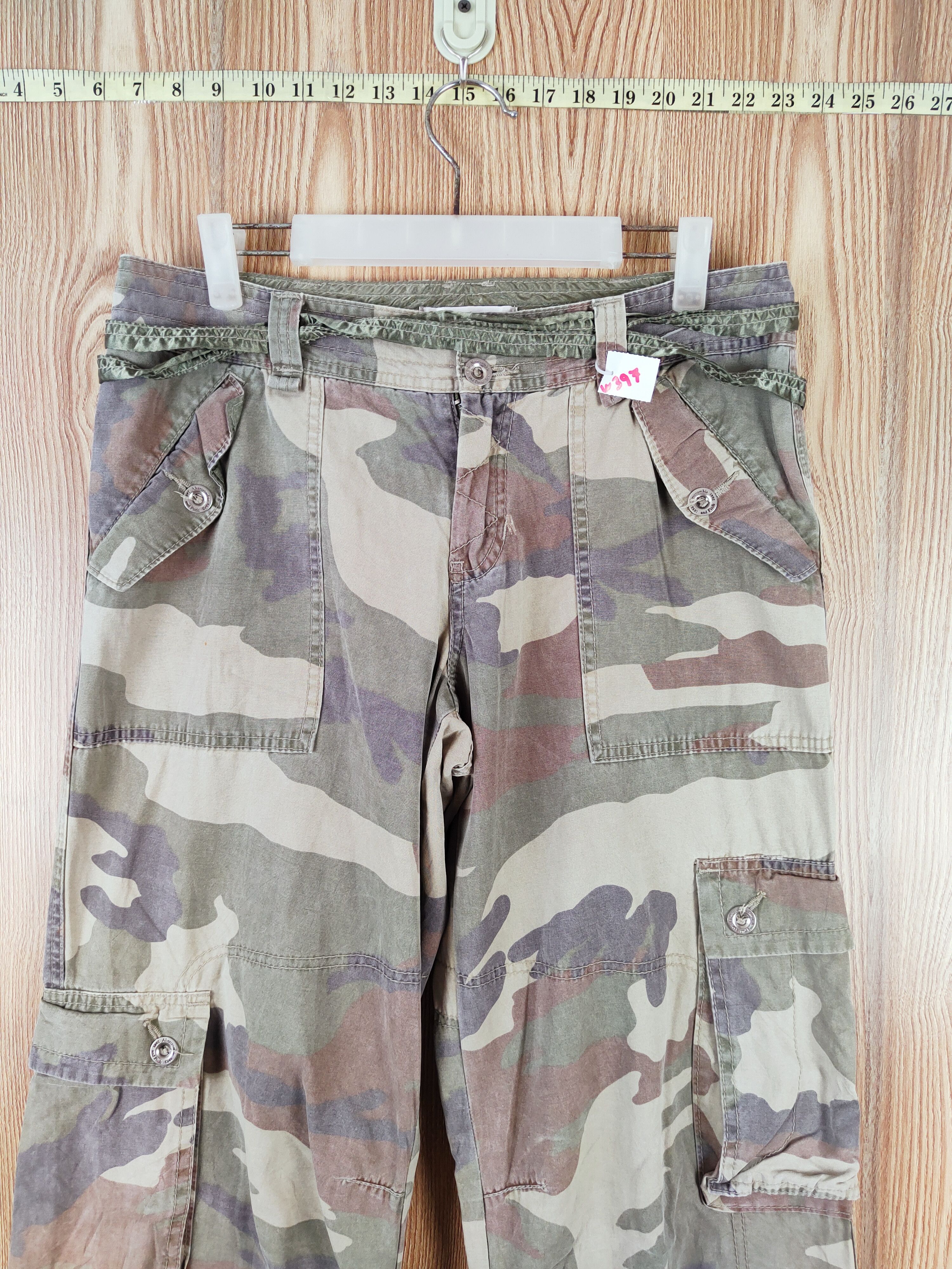 Abercrombie & Fitch Abercrombie Camouflage Multipocket Cargo Pants #W397 Size 27" / US 4 / IT 40 - 2 Thumbnail