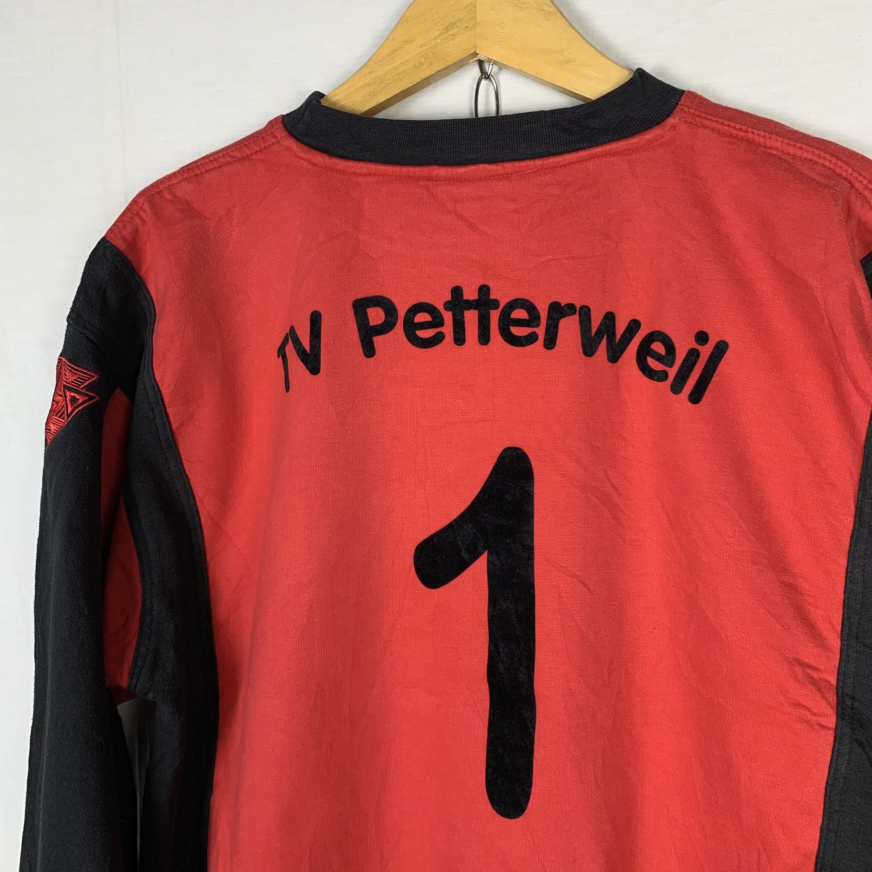 Vintage Vintage Handball TV Petterweil Con-Sport Sweatshirt Crewneck Size US L / EU 52-54 / 3 - 7 Thumbnail