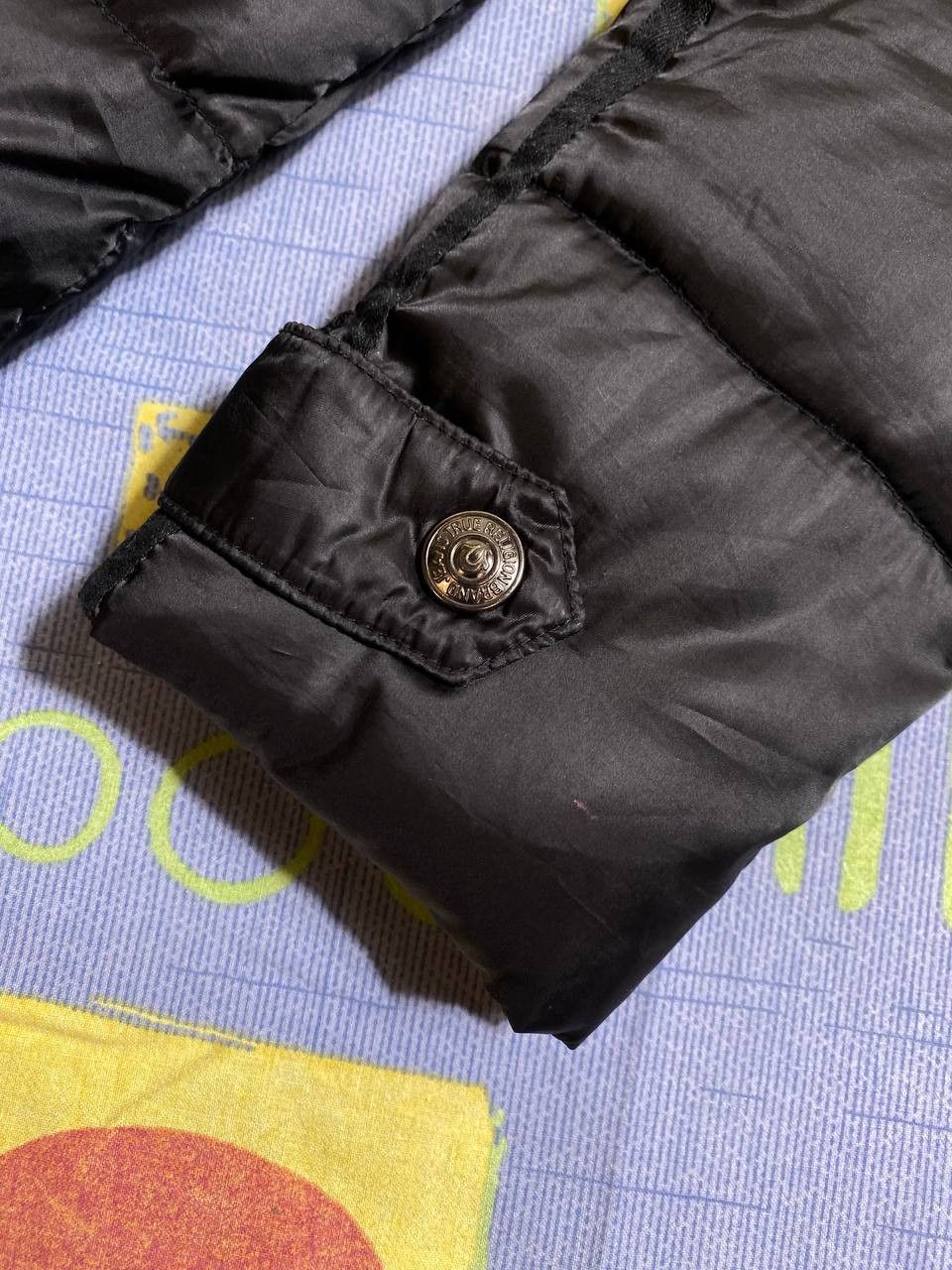 Japanese Brand Vintage True Religion Down Puffer Jacket Size US S / EU 44-46 / 1 - 13 Thumbnail
