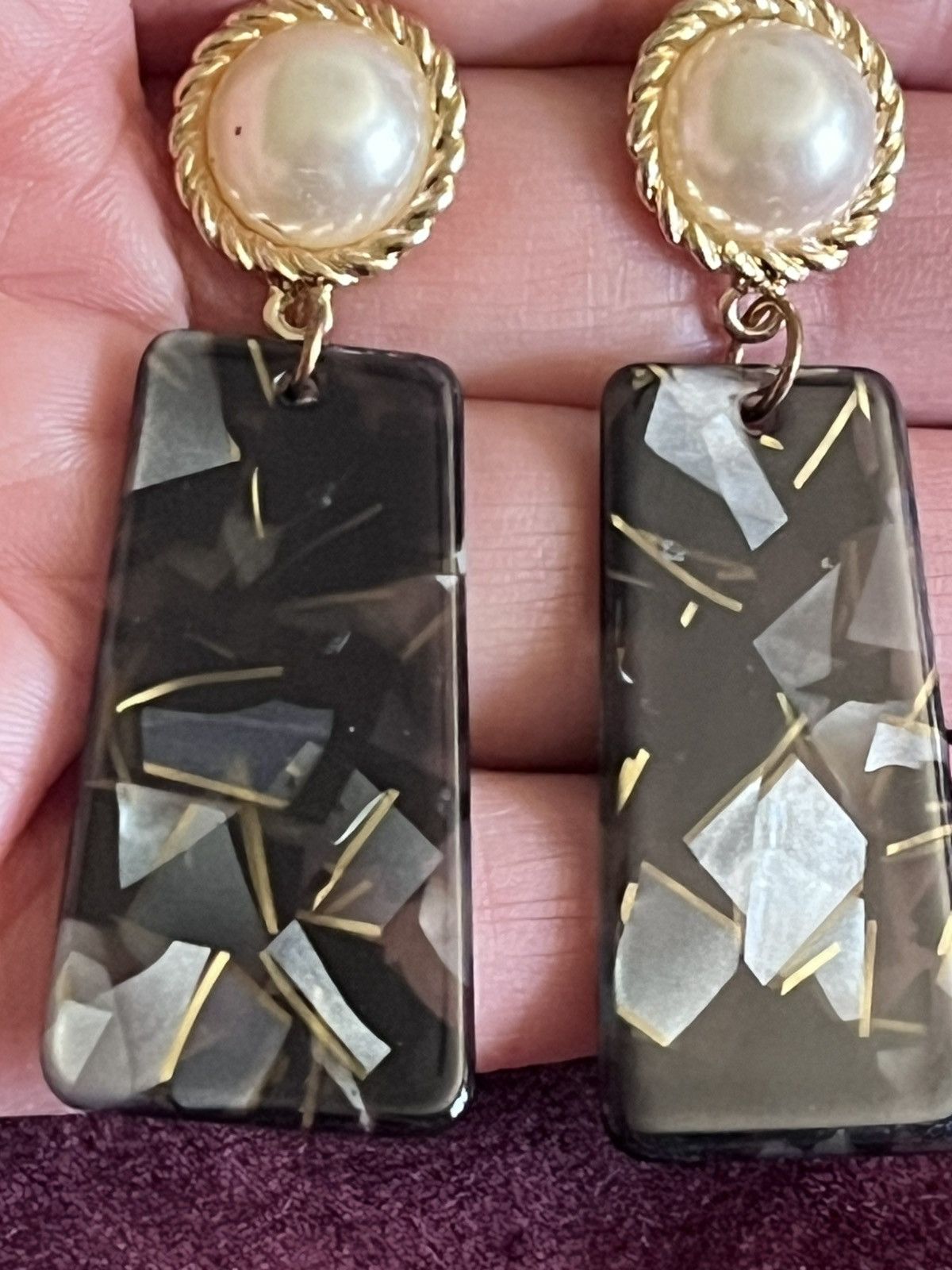 Other Gold Pearl Top Black Resin Drop Earrings Metallic Inlay Size ONE SIZE - 2 Thumbnail