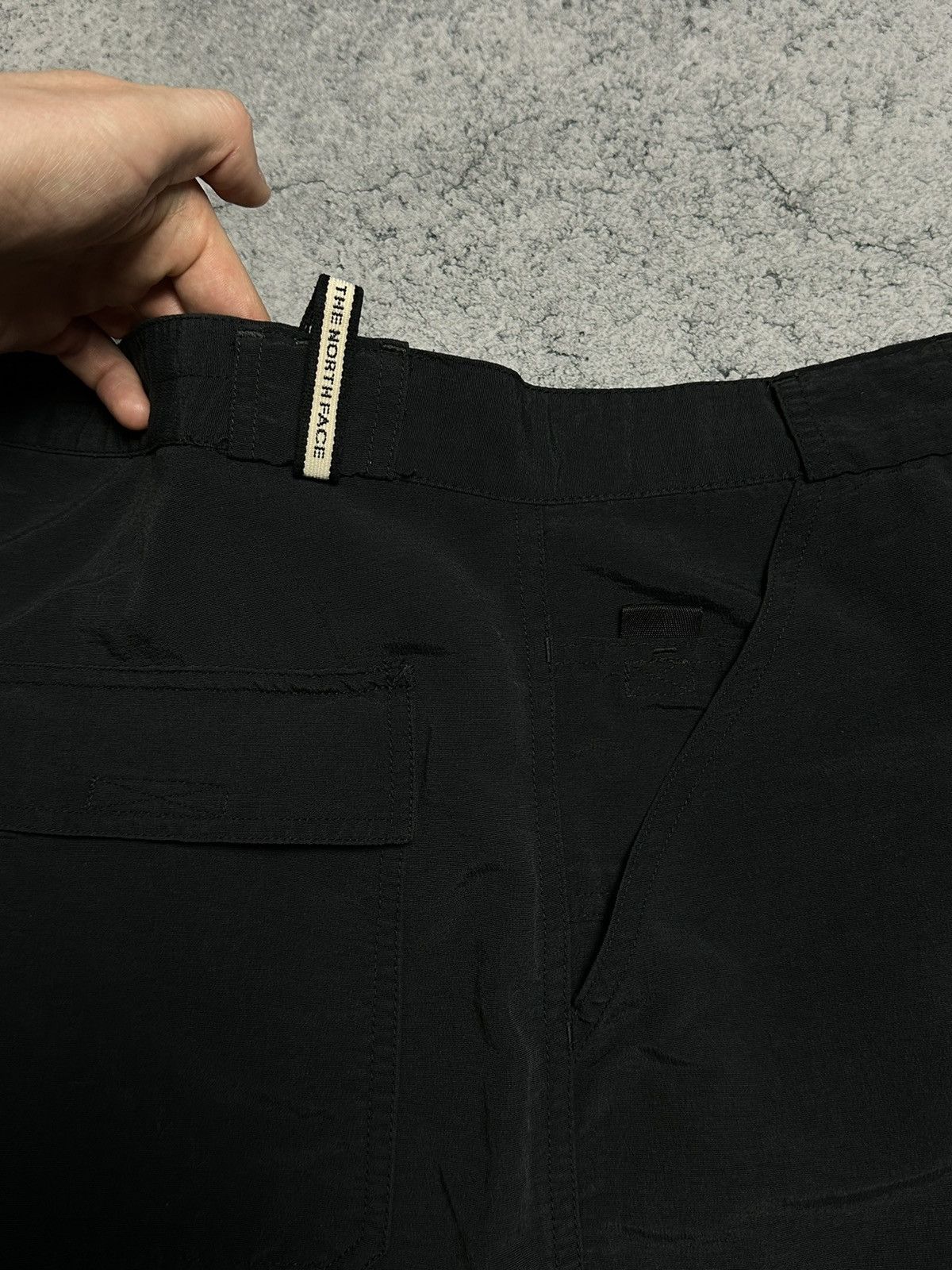 The North Face Vintage The North Face Nylon Shorts Size US 34 / EU 50 - 6 Thumbnail