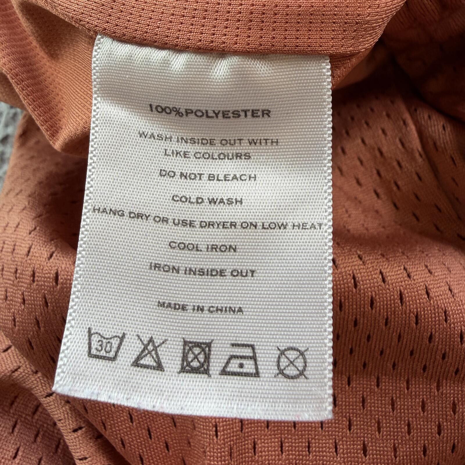 Other Inaka Power Mesh Shorts Mens M Orange Chenille Logo Gym IP Size US 32 / EU 48 - 7 Thumbnail