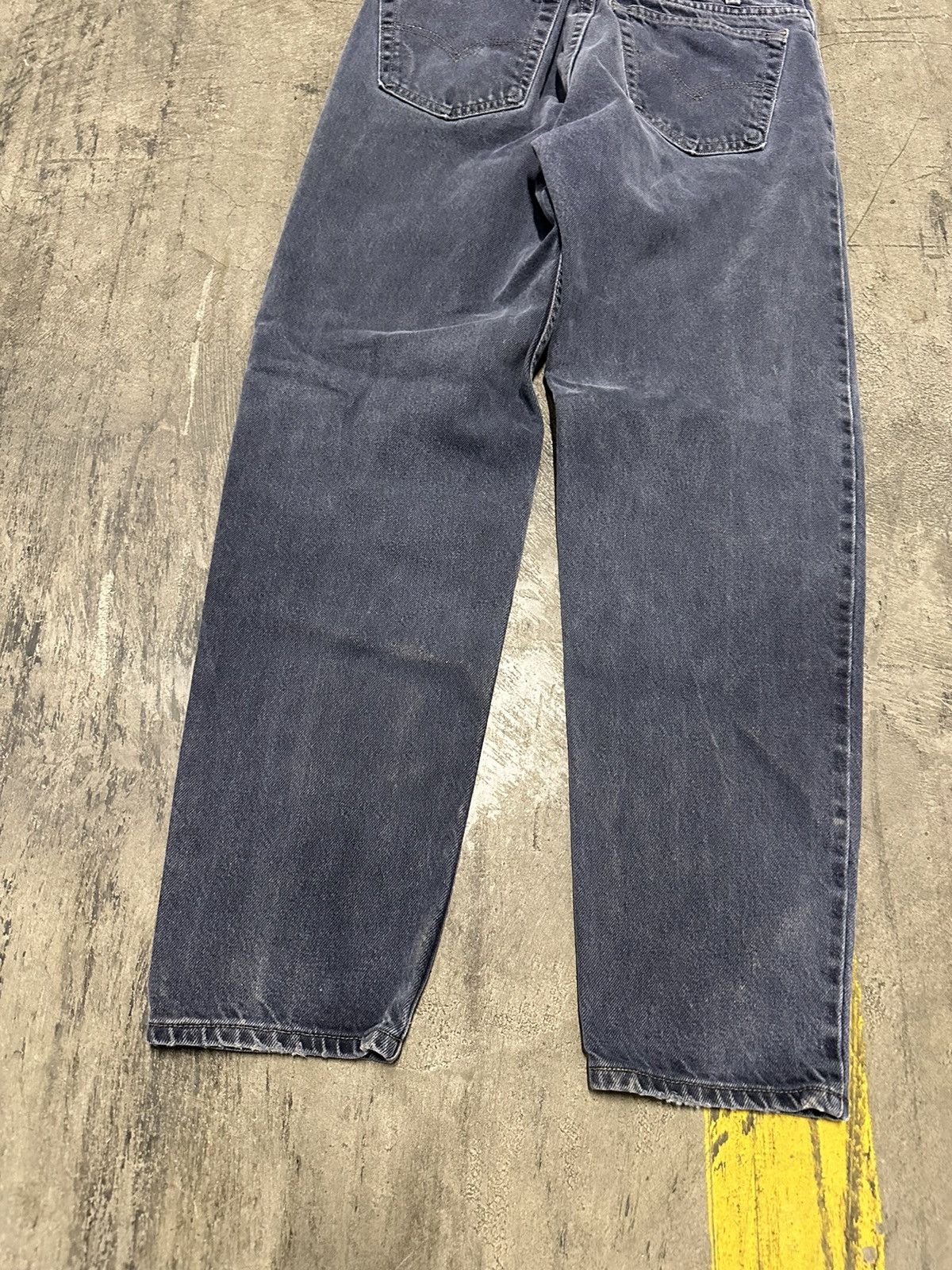 Levi's × Vintage Vintage Levi’s blue dyed 550 jeans Size US 33 - 7 Thumbnail