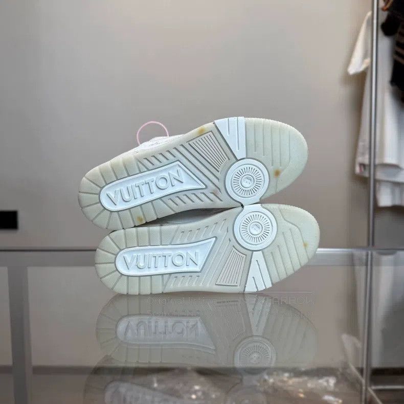 Louis Vuitton Louis Vuitton Trainer white cement shoes Size US 7 / IT 37 - 6 Thumbnail