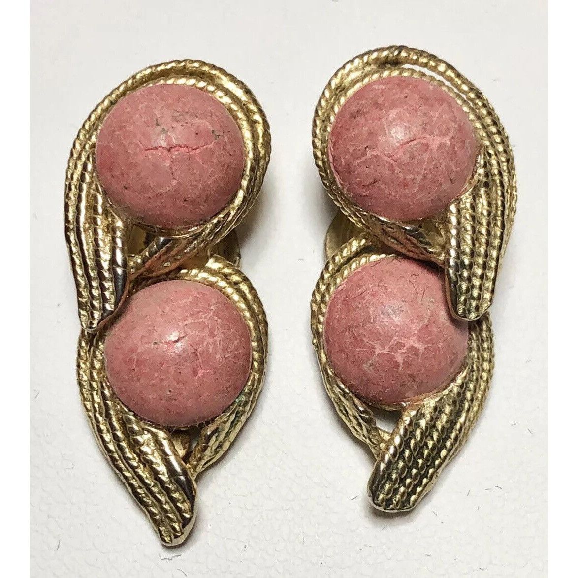 Vogue Signed Vogue Vintage Pink Stone Gold Tone Clip On Earrings Size ONE SIZE - 3 Thumbnail