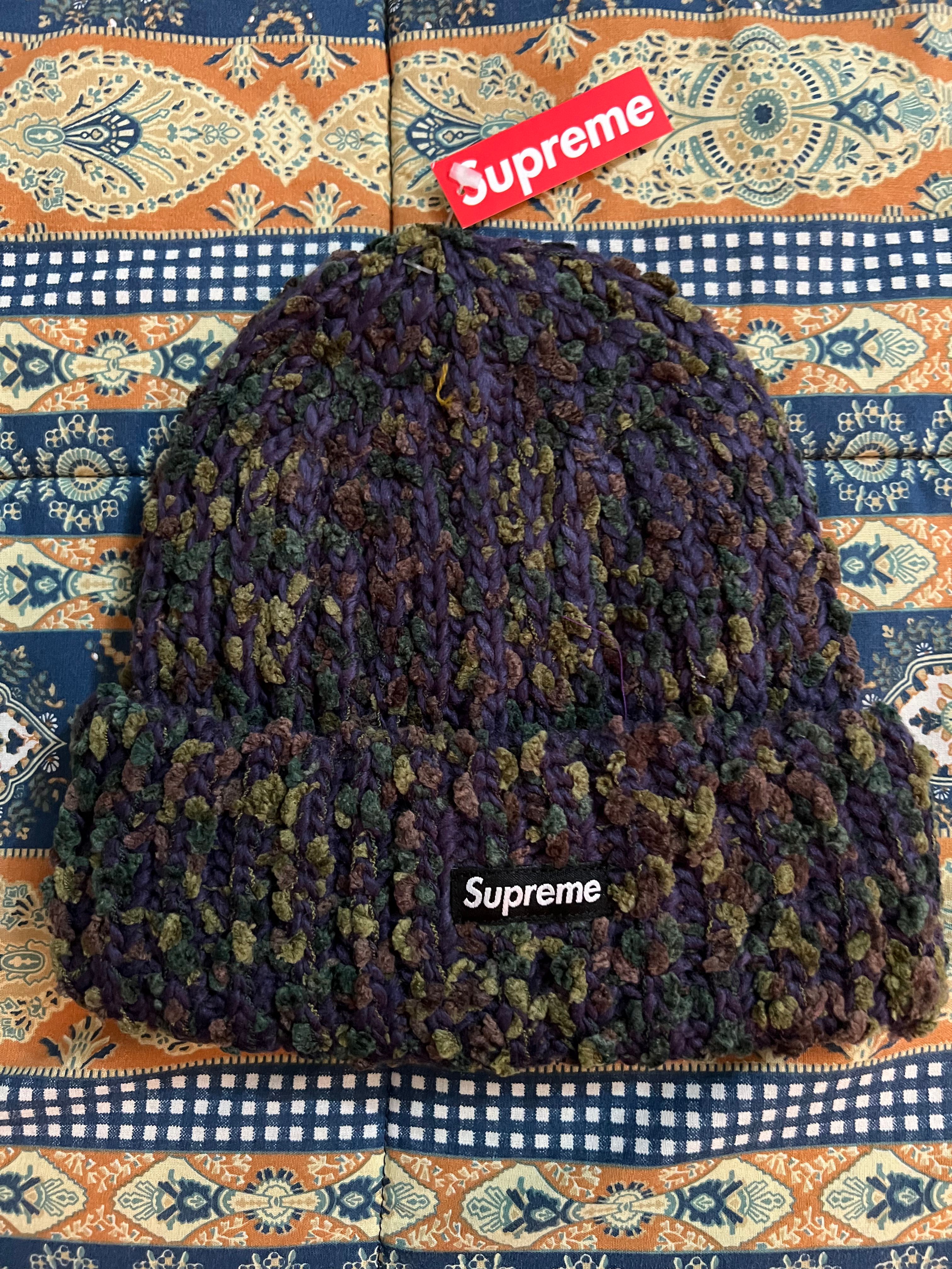 Supreme Supreme Chenille Beanie fw23 hat cuff black purple soft