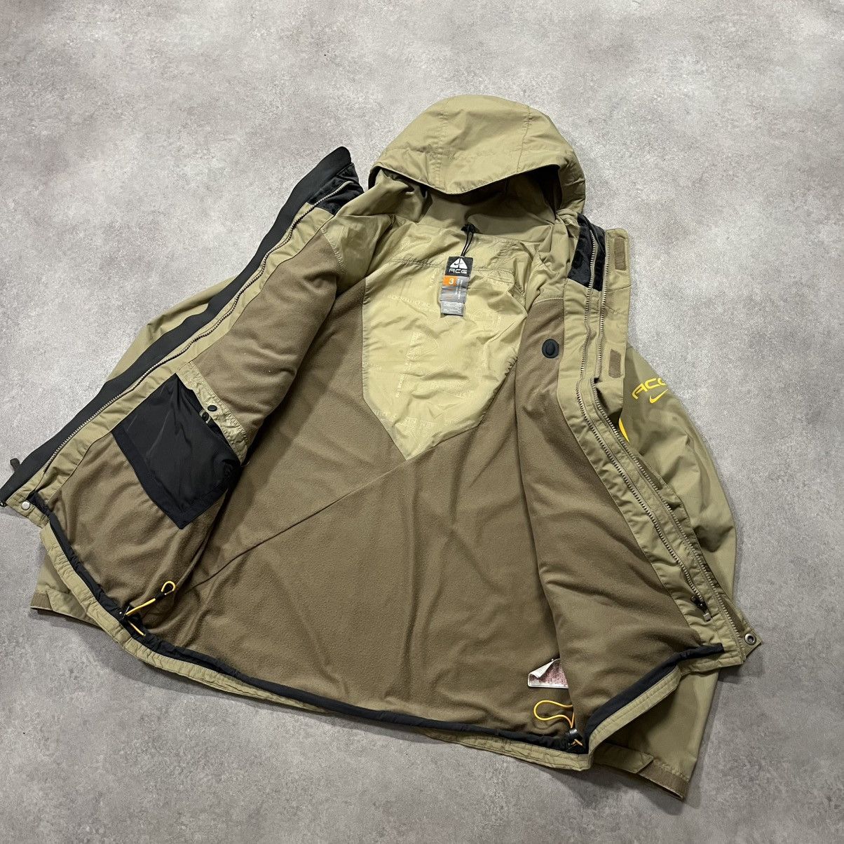 Nike Vintage Nike ACG Light Jacket Gorpcore Retro Y2K Baggy 00s Size US XL / EU 56 / 4 - 10 Thumbnail