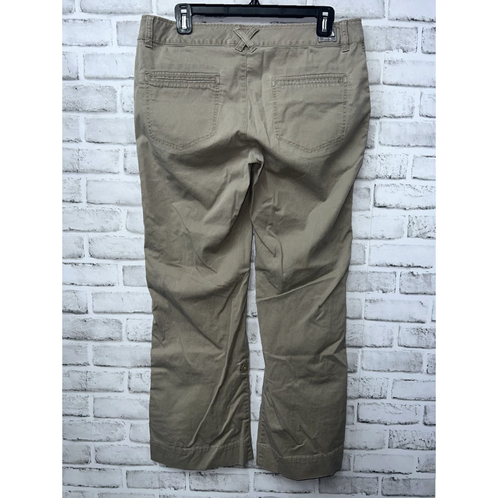 The North Face The North Face Beige Hiking Pants Womens Size 10 x28 - Pants, The North Face, Beige, Womens, Size 10, Hiking, Chino, 90s (if applicable) Size 32" / US 10 / IT 46 - 4 Thumbnail