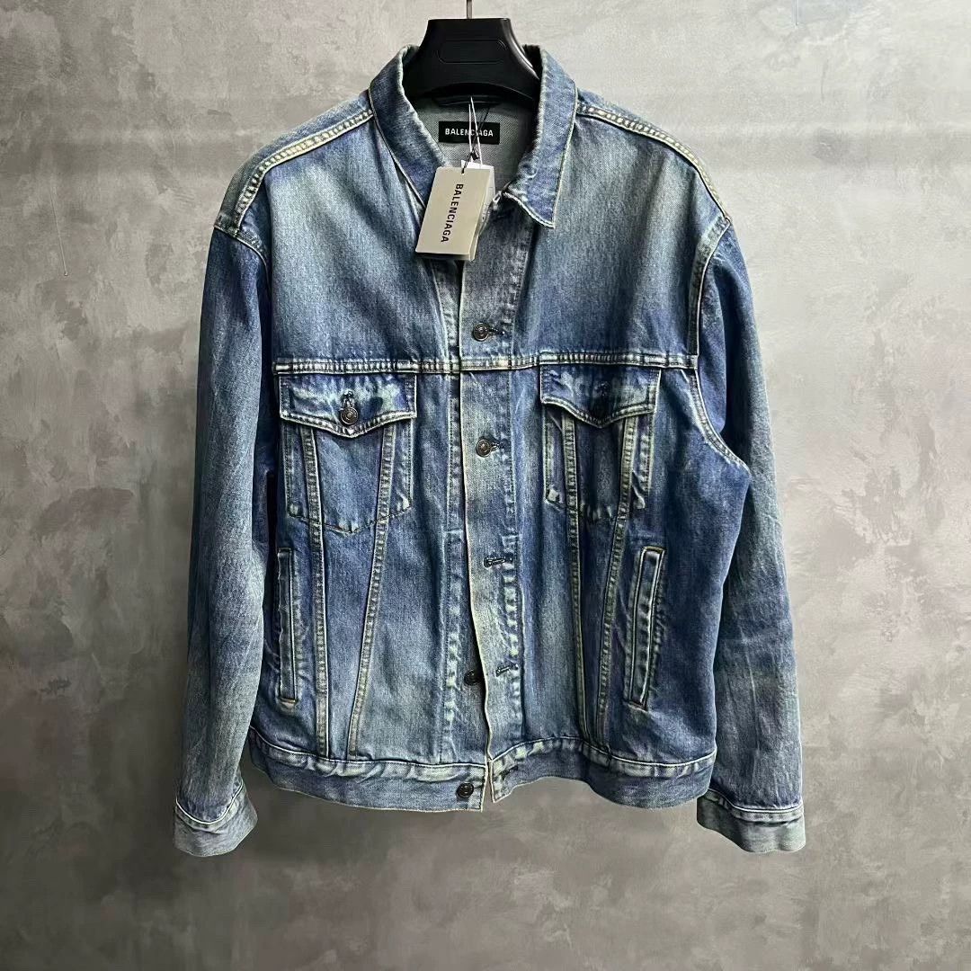 Balenciaga balenciaga blue denim logo jacket size 48 Size US M / EU 48-50 / 2 - 1 Thumbnail