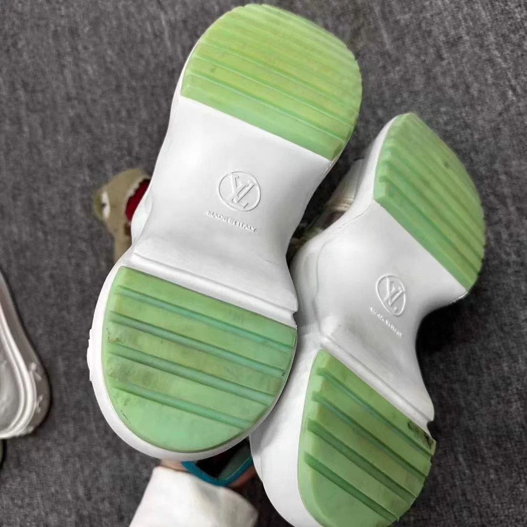 Louis Vuitton Louis Vuitton 98% New Jelly Green Dad Sneakers EU 36 Size US 5 / IT 35 - 6 Thumbnail