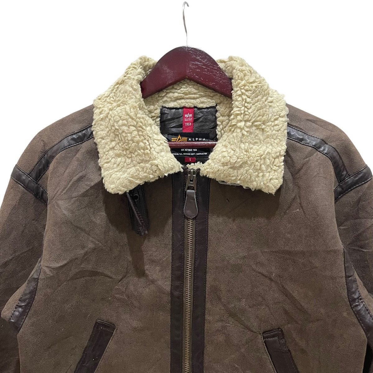 Alpha Industries Alpha Industries B-3 Shearling Jacket Size US S / EU 44-46 / 1 - 3 Thumbnail