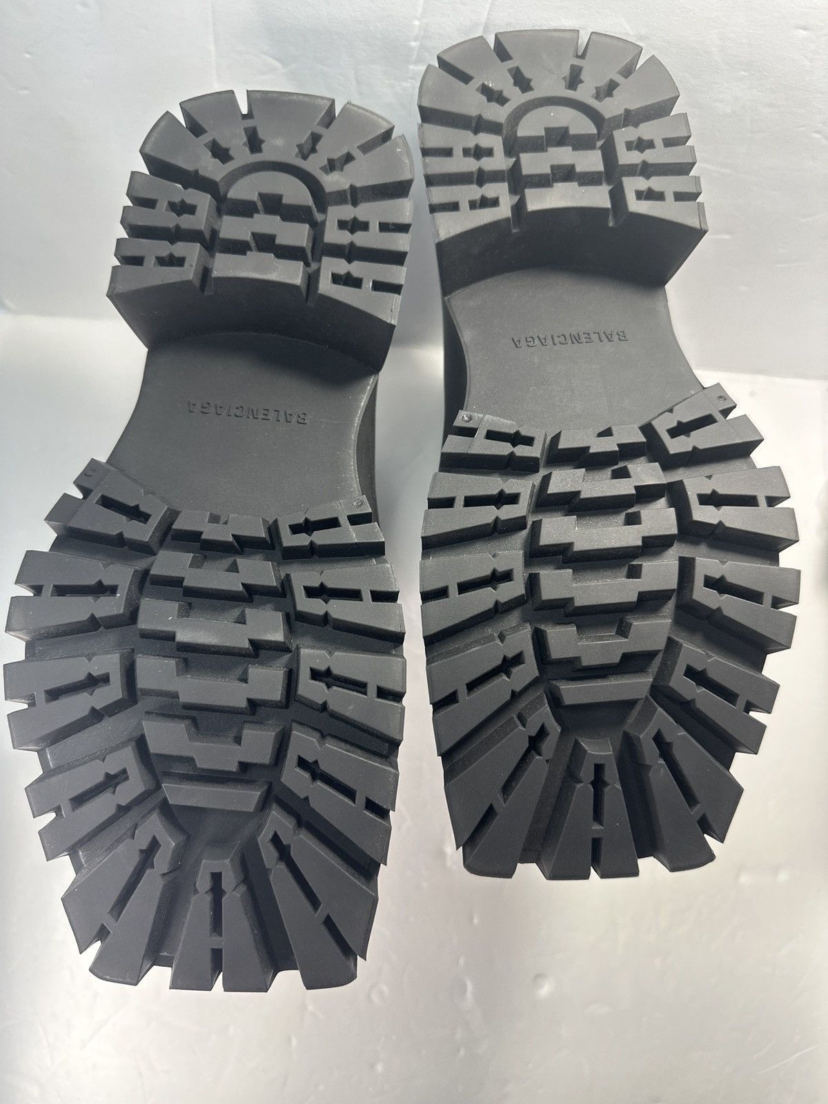 Balenciaga Balenciaga Trooper Rubber Boot (Women) Size US 7 / IT 37 - 10 Thumbnail
