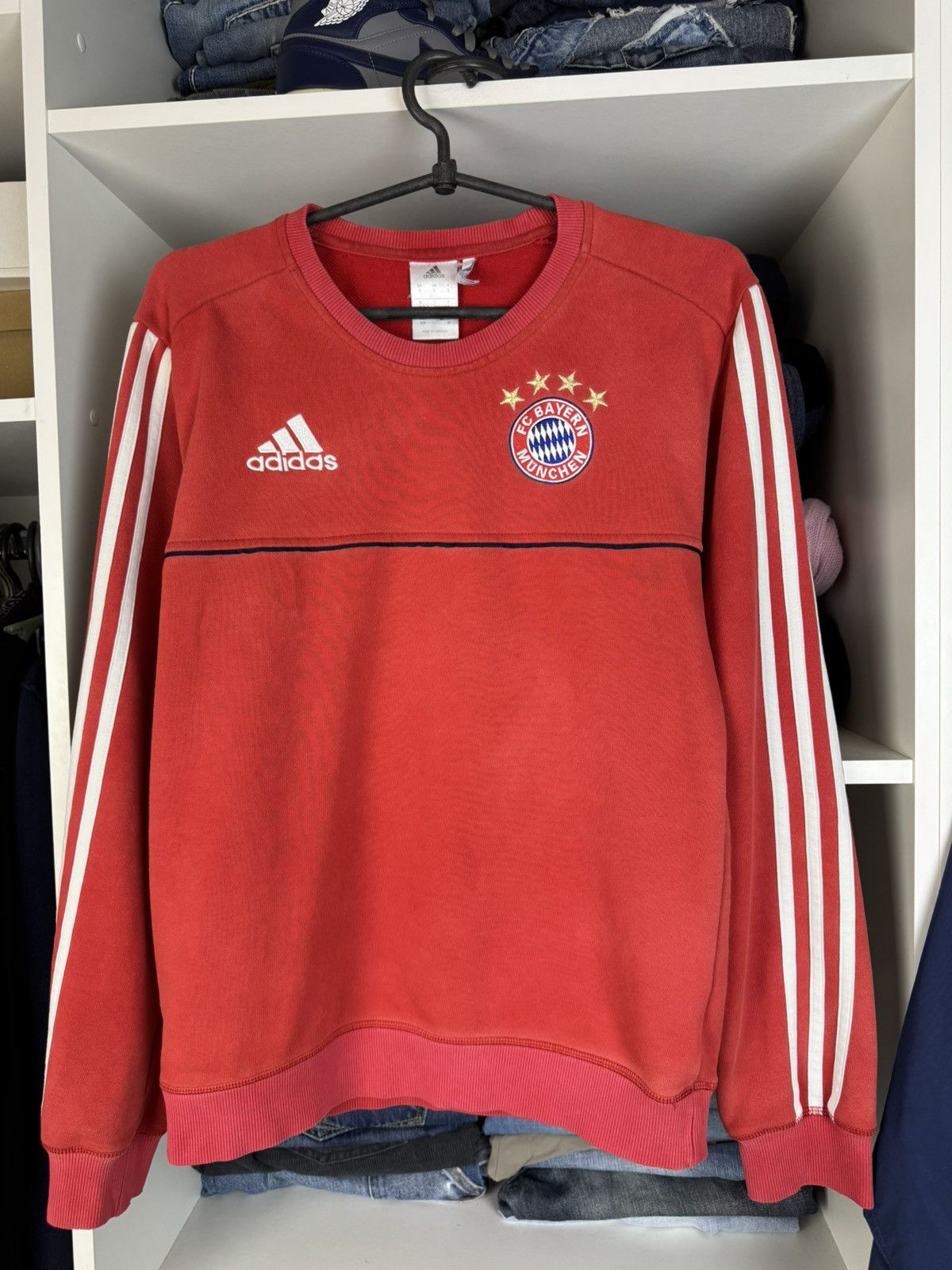 Adidas Adidas Bayern Munchen 2017 Sweatshirt Size US S / EU 44-46 / 1 - 1 Thumbnail