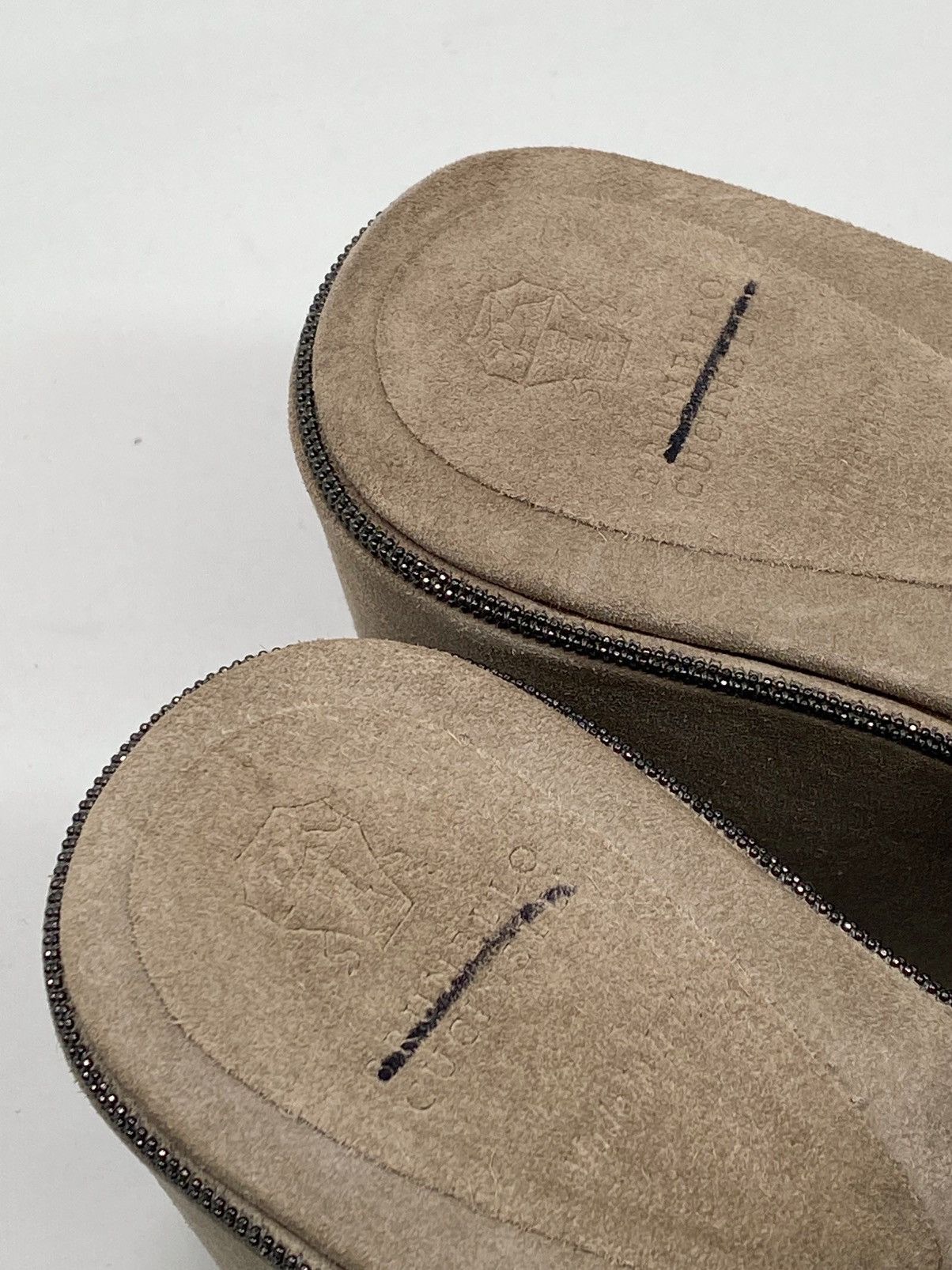Brunello Cucinelli Brunello Cucinelli Suede Monili Platform Sandals size 38 Size US 8 / IT 38 - 7 Thumbnail