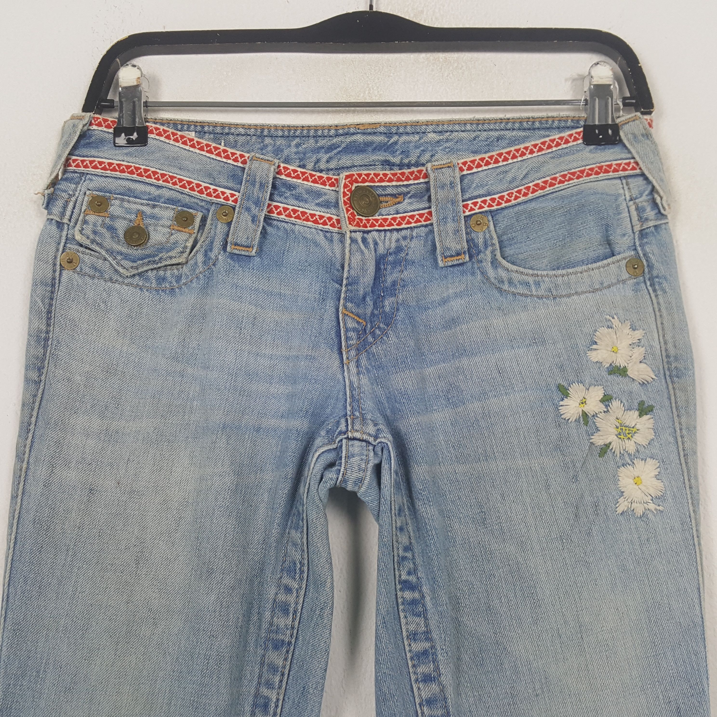 True Religion True Religion Bootcut Fashion Style Jeans C297N7 Size 28" / US 6 / IT 42 - 2 Thumbnail
