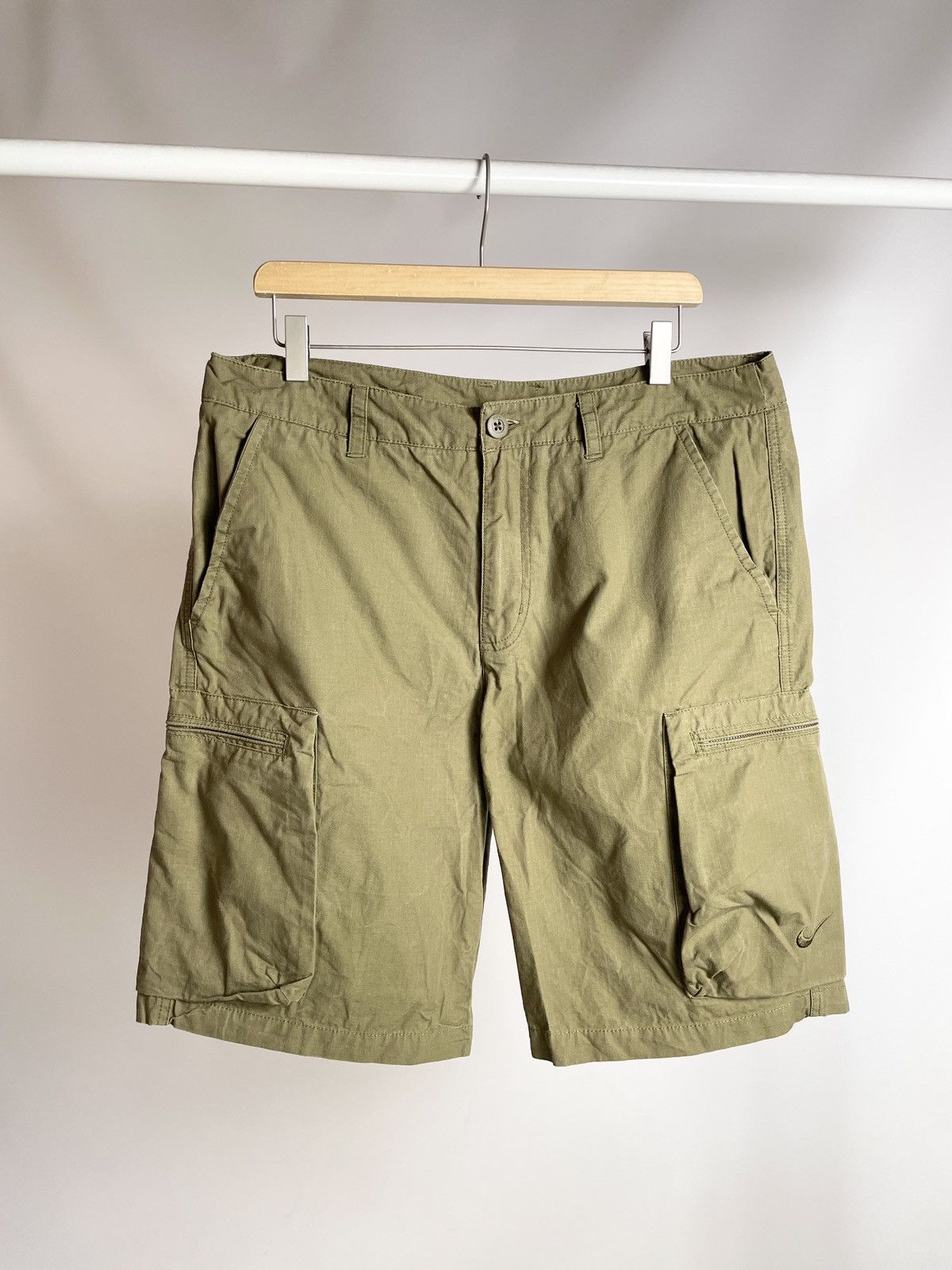 Nike VINTAGE 🐸 Nike tracking cargo military acg Shorts Size US 34 / EU 50 - 1 Thumbnail
