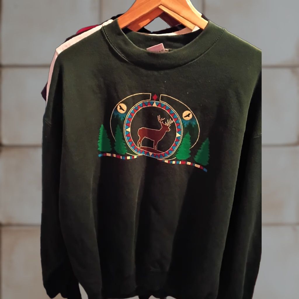 Fruit Of The Loom VINTAGE Fruit of the Loom USA Deer Nature Pullover XL Green Sweater Mens Southwest Motif Size US XL / EU 56 / 4 - 1 Thumbnail
