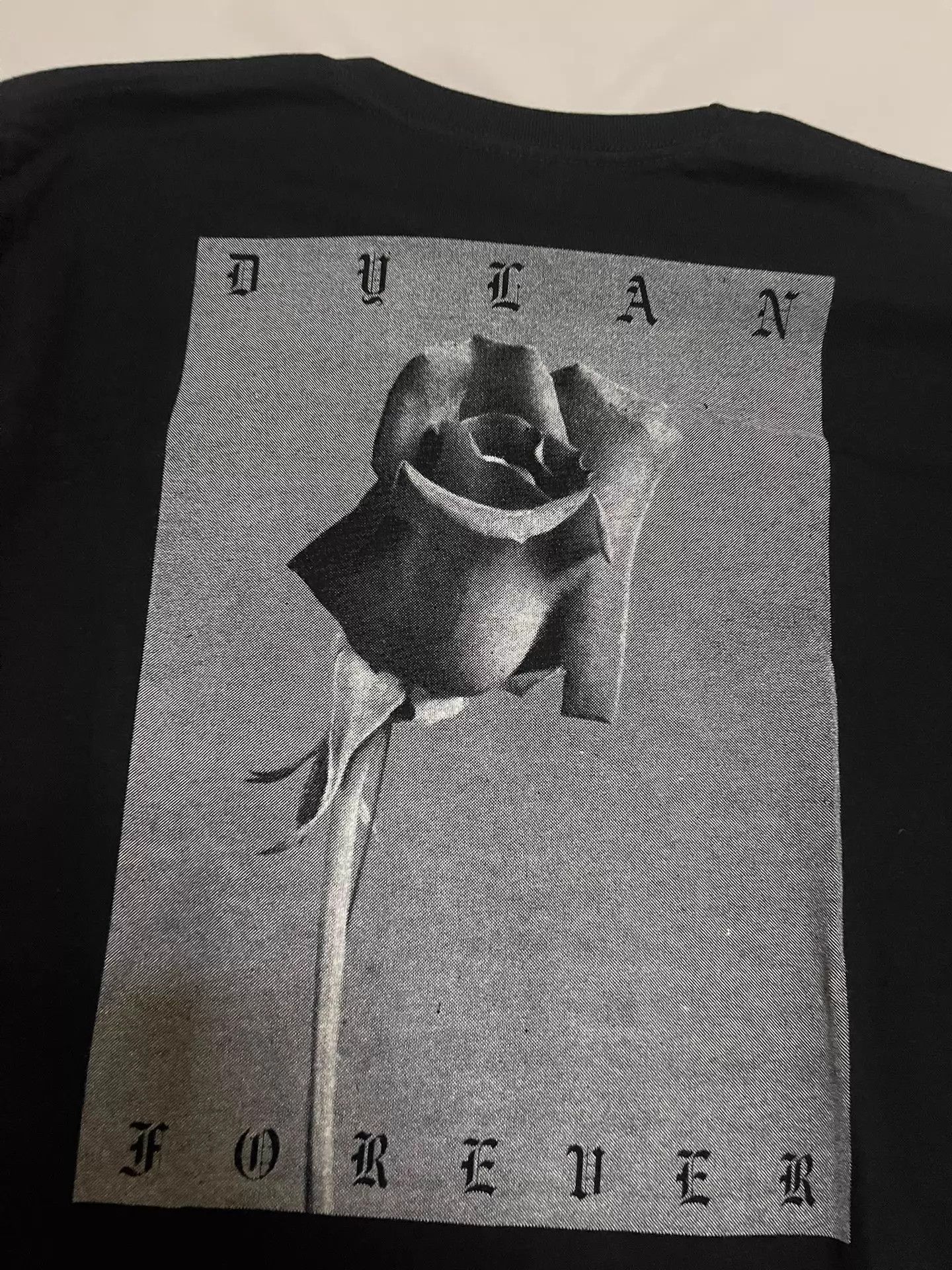Supreme Supreme F&F Roses Sk8 Memorial Limited Tee L Size US L / EU 52-54 / 3 - 7 Thumbnail