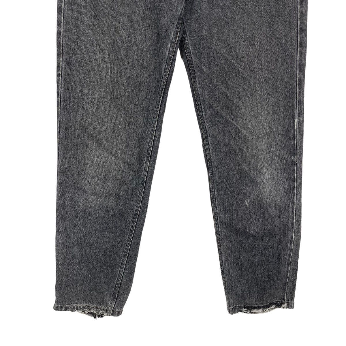Levi's × Levi's Vintage Clothing Vintage Levis Black Distressed Denim Zipper Fly Size US 30 / EU 46 - 4 Thumbnail