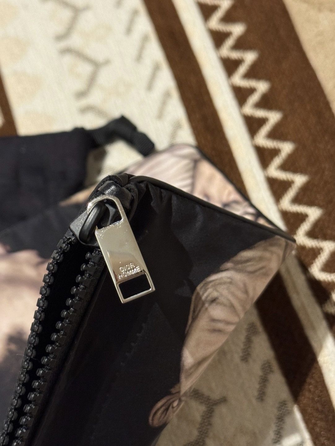 Dior Runway Dan Witz x Dior printed nylon canvas clutch bag Size ONE SIZE - 6 Thumbnail