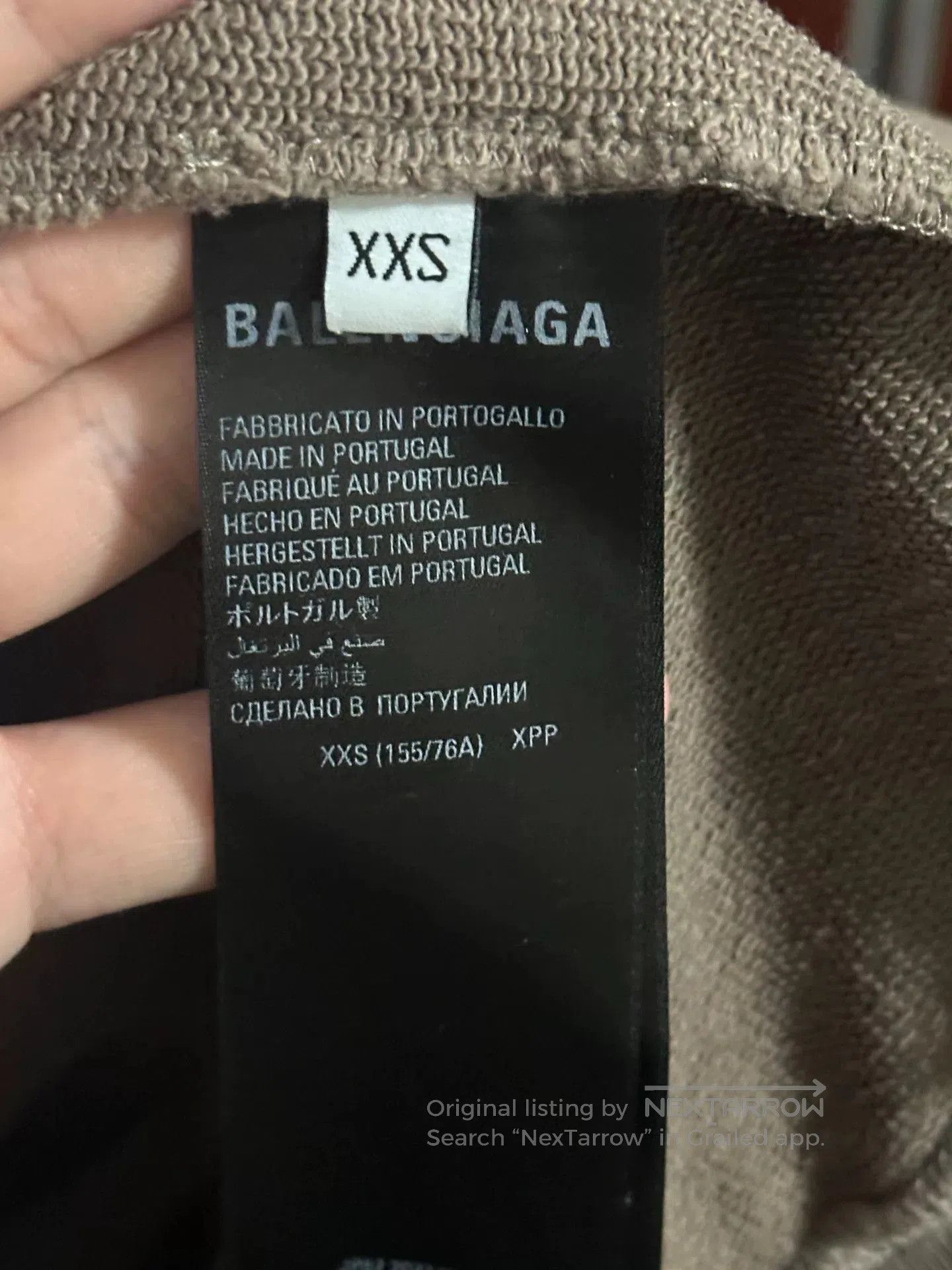 Balenciaga balenciaga letter logo hoodie in khaki. Size US XXS / EU 40 - 2 Thumbnail