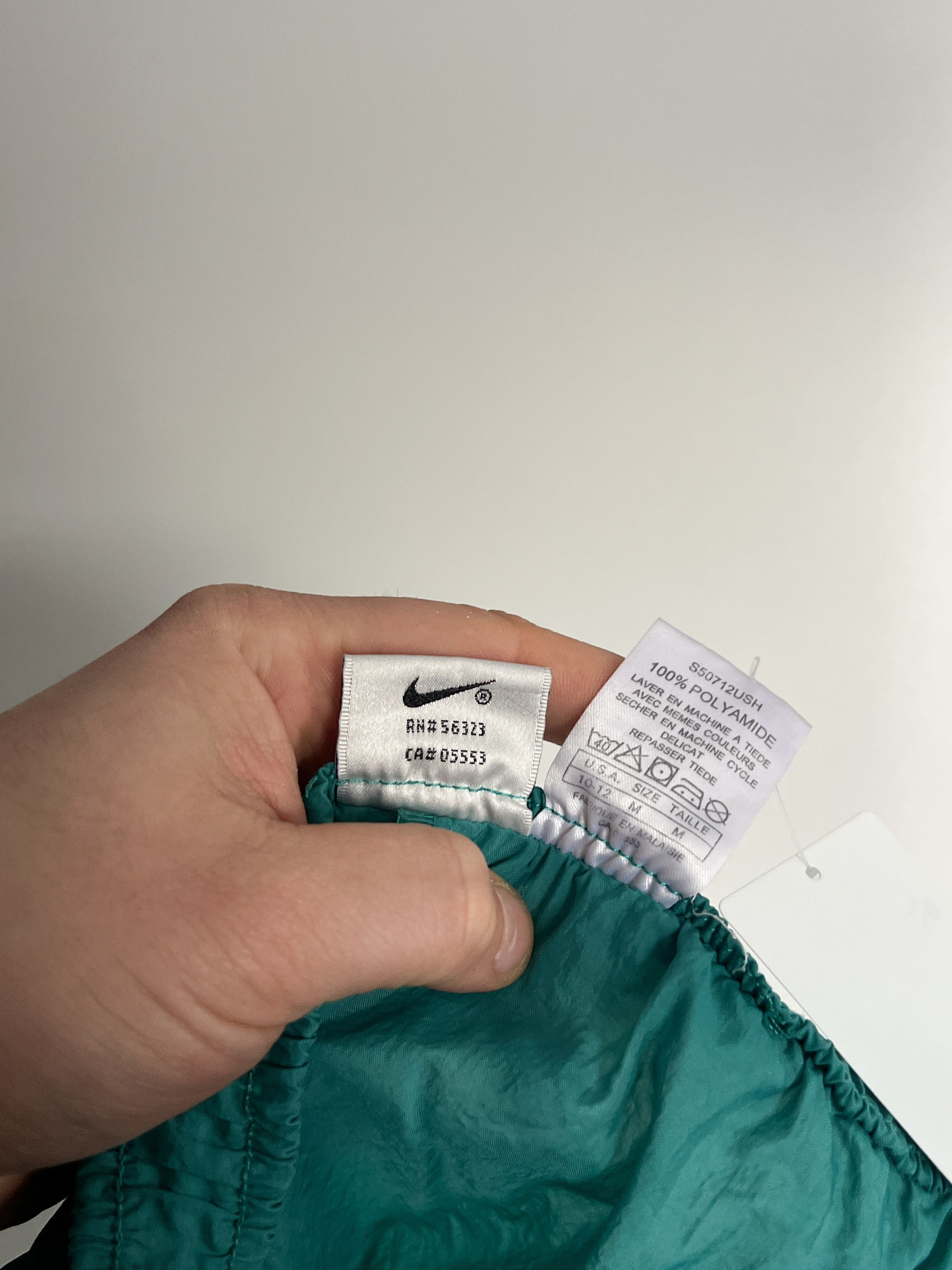 Nike Nike Vintage 90`s Men`s Track Pants Size US 32 / EU 48 - 14 Thumbnail