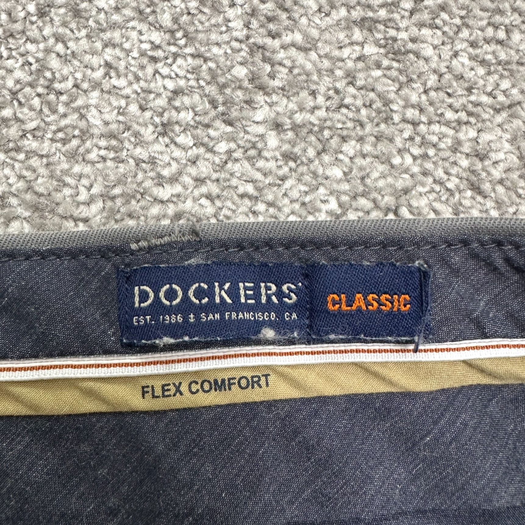 Dockers Dockers Classic Fit Signature Khaki Pants Mens 40x32 Gray Straight Leg Workwear Size US 40 / EU 56 - 5 Thumbnail