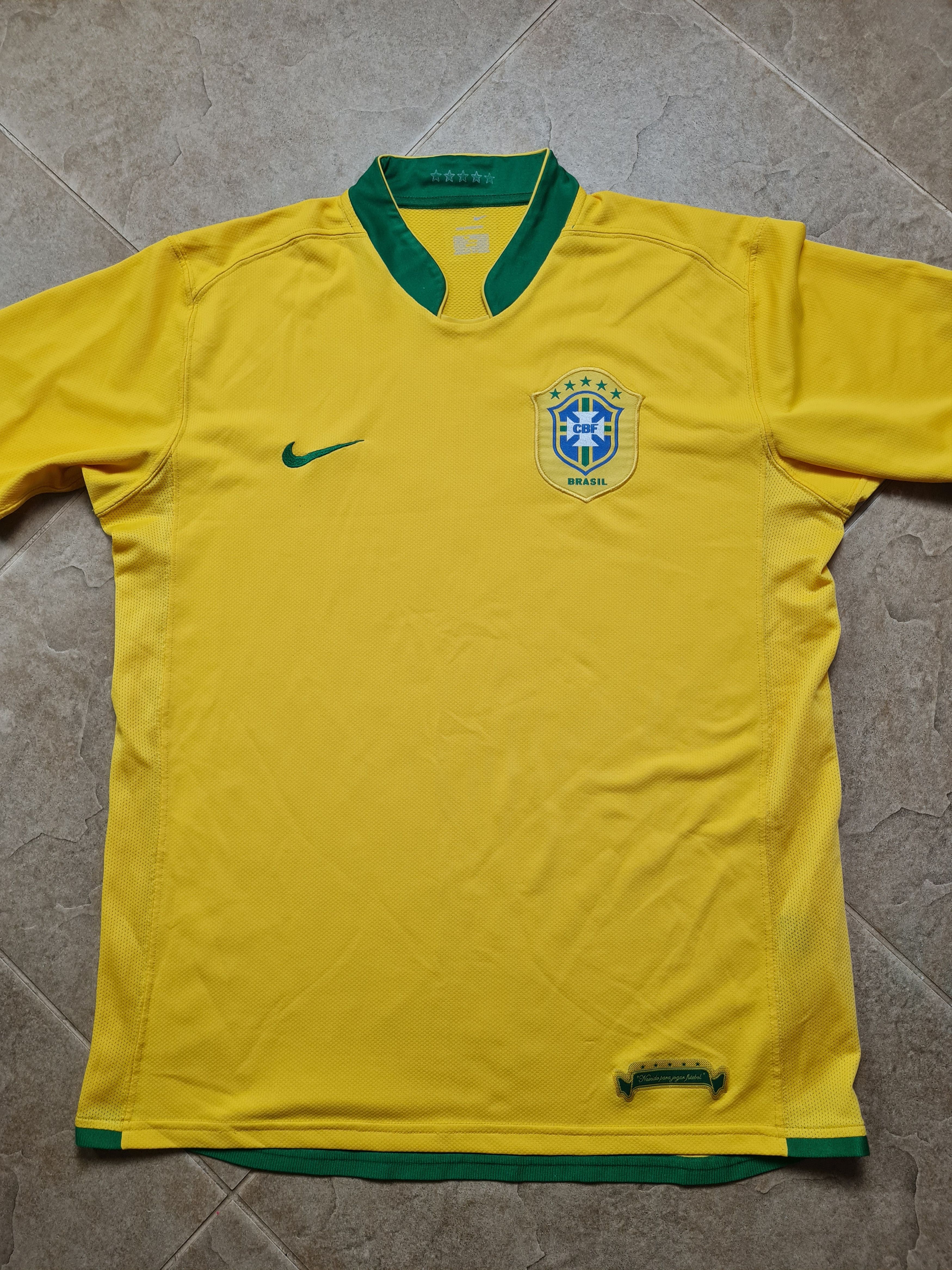 Nike Vintage Football Nike Brazil 2006 World Cup Soccer shirt Size US L / EU 52-54 / 3 - 4 Thumbnail